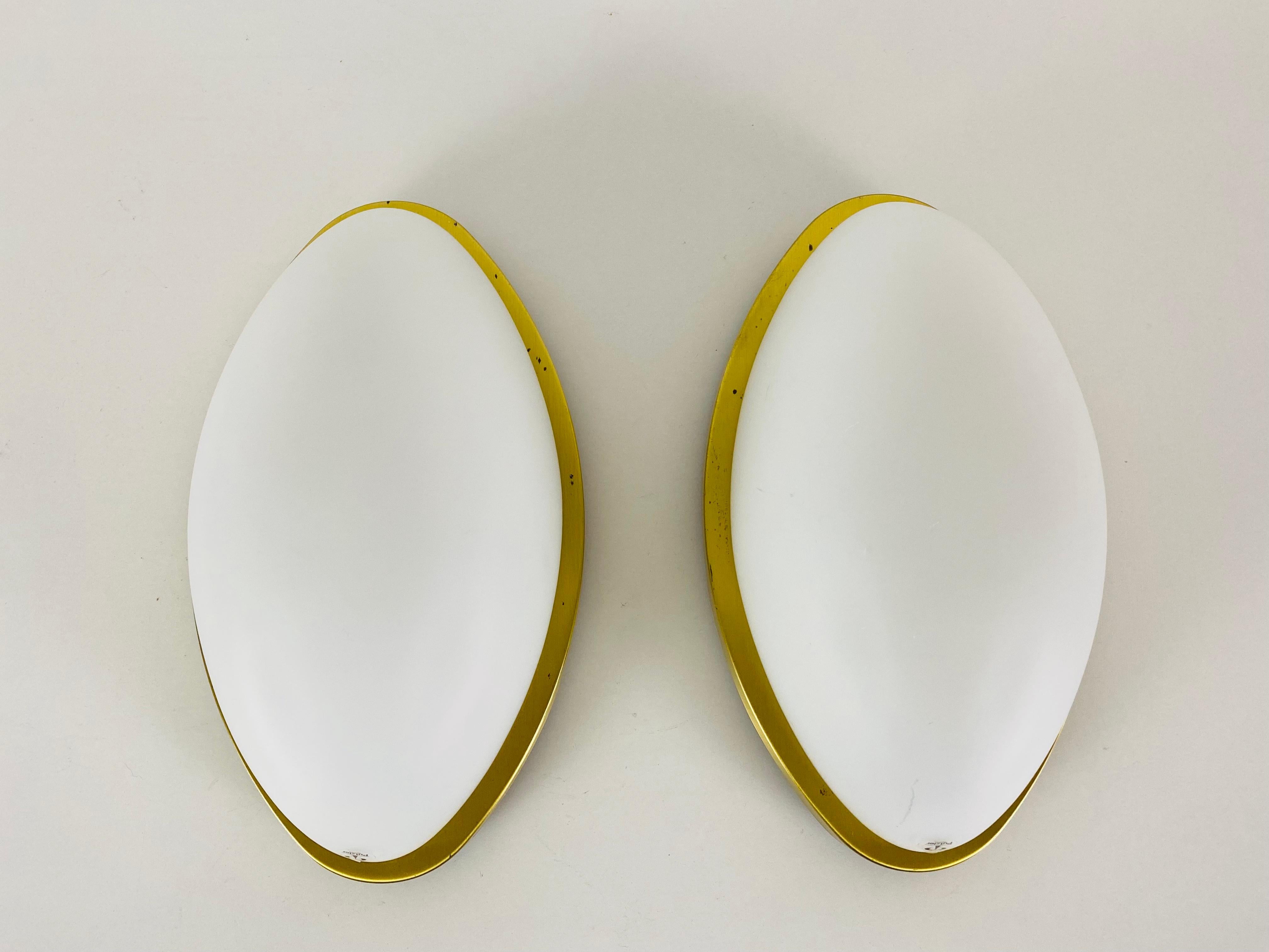 Pair of 2 Opaque Glass Sconces by Peill & Putzler, 1970s, Germany For Sale 2