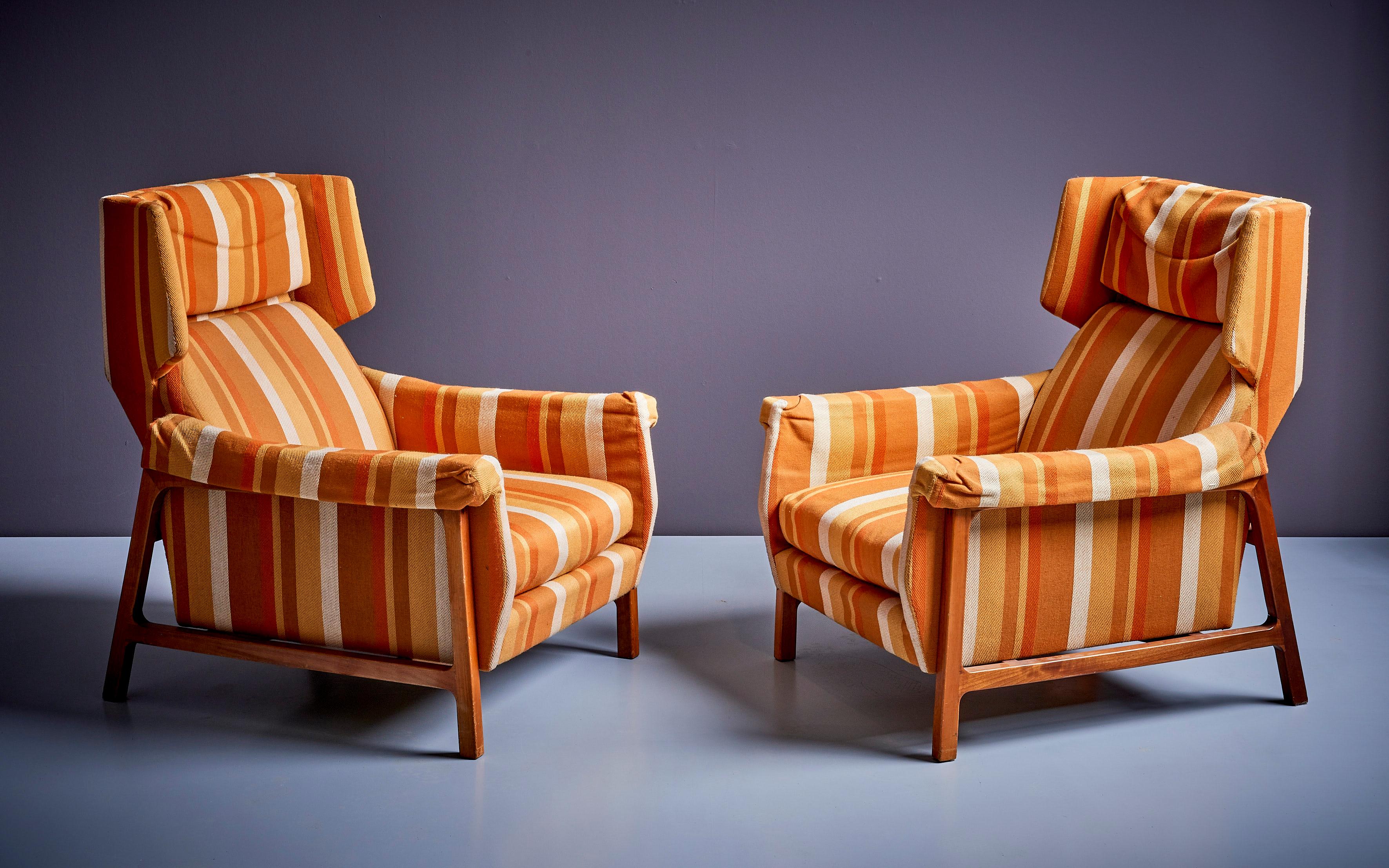 Mid-Century Modern Paire de 2 fauteuils de salon Reggio d'origine d'Umberto Colombo & Alberti, en parfait état en vente