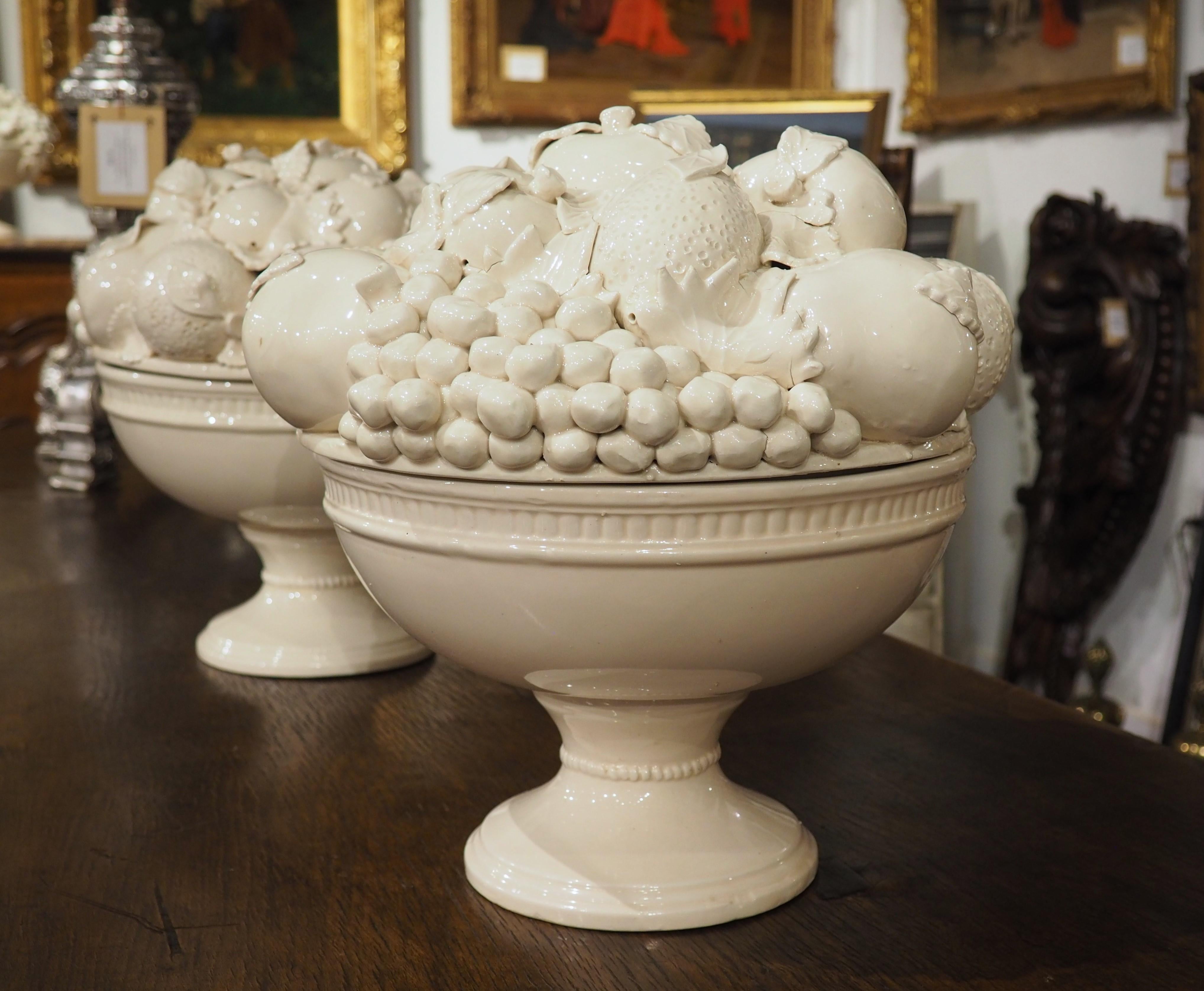Pair of 2-Piece Italian Creamware Fruit Bowls, 20th C 5