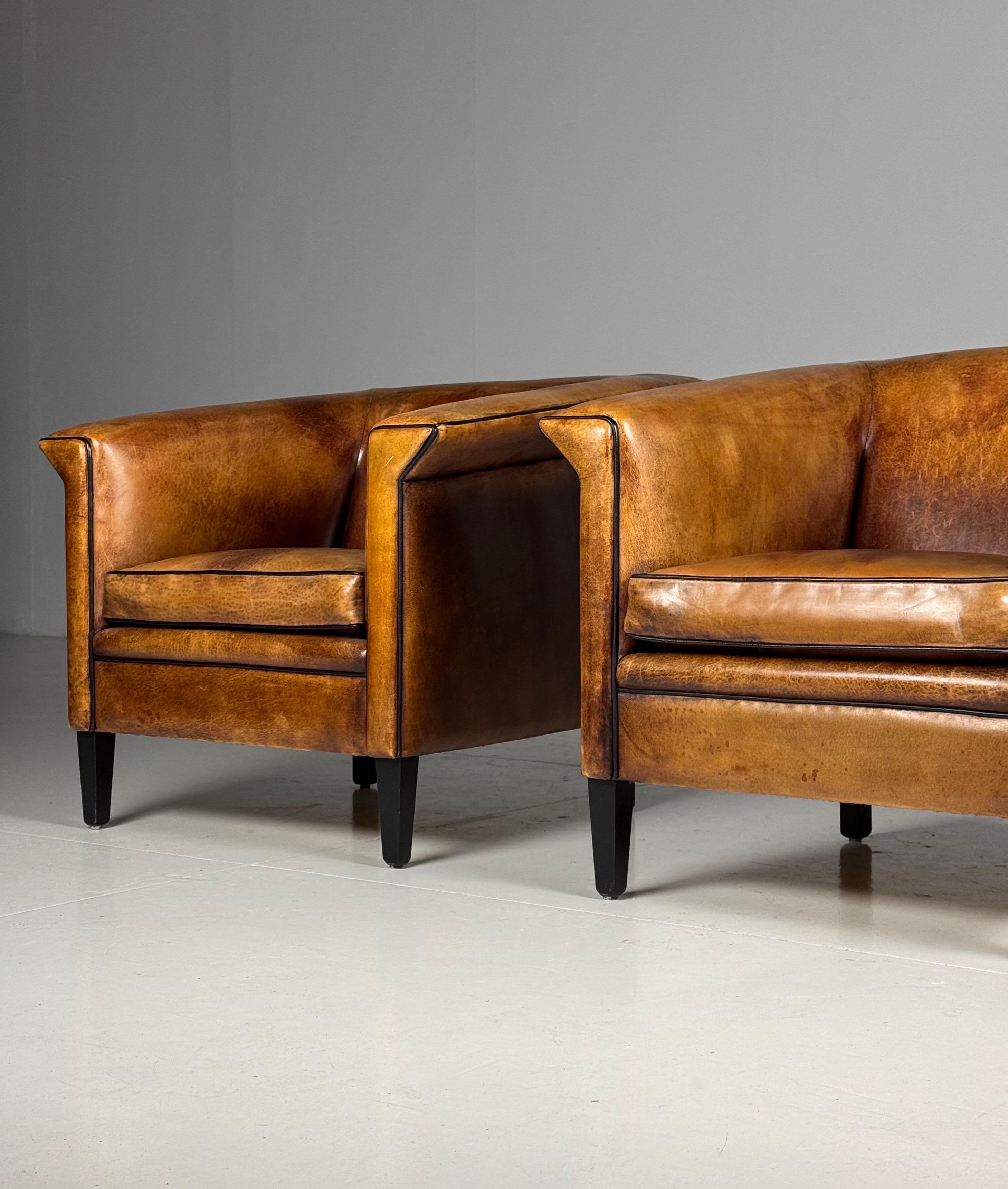 Leather Pair of 2 Sheep’s leather Art Deco clubchairs