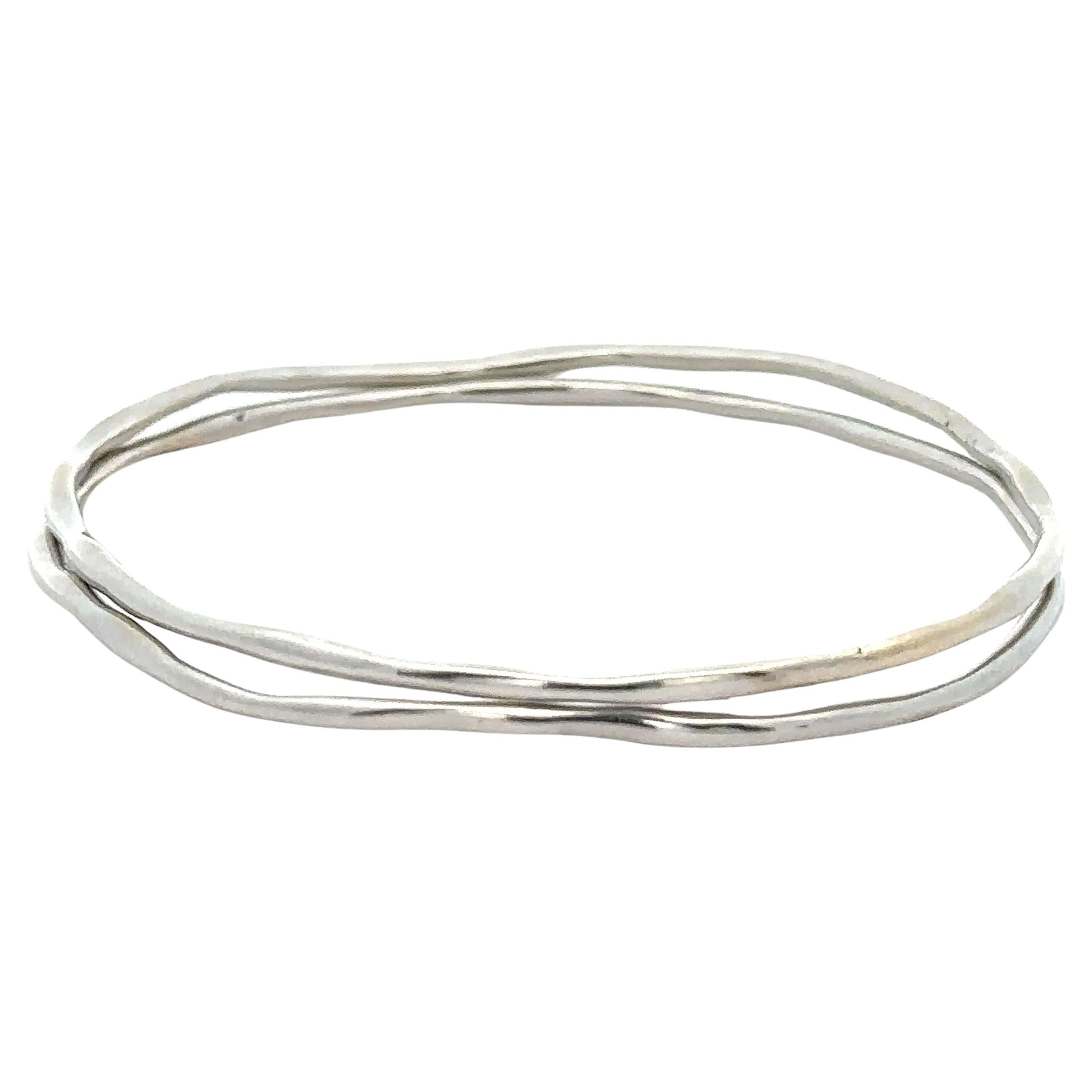 Paire de 2 bracelets en or blanc massif 18k avec fil de forme libre