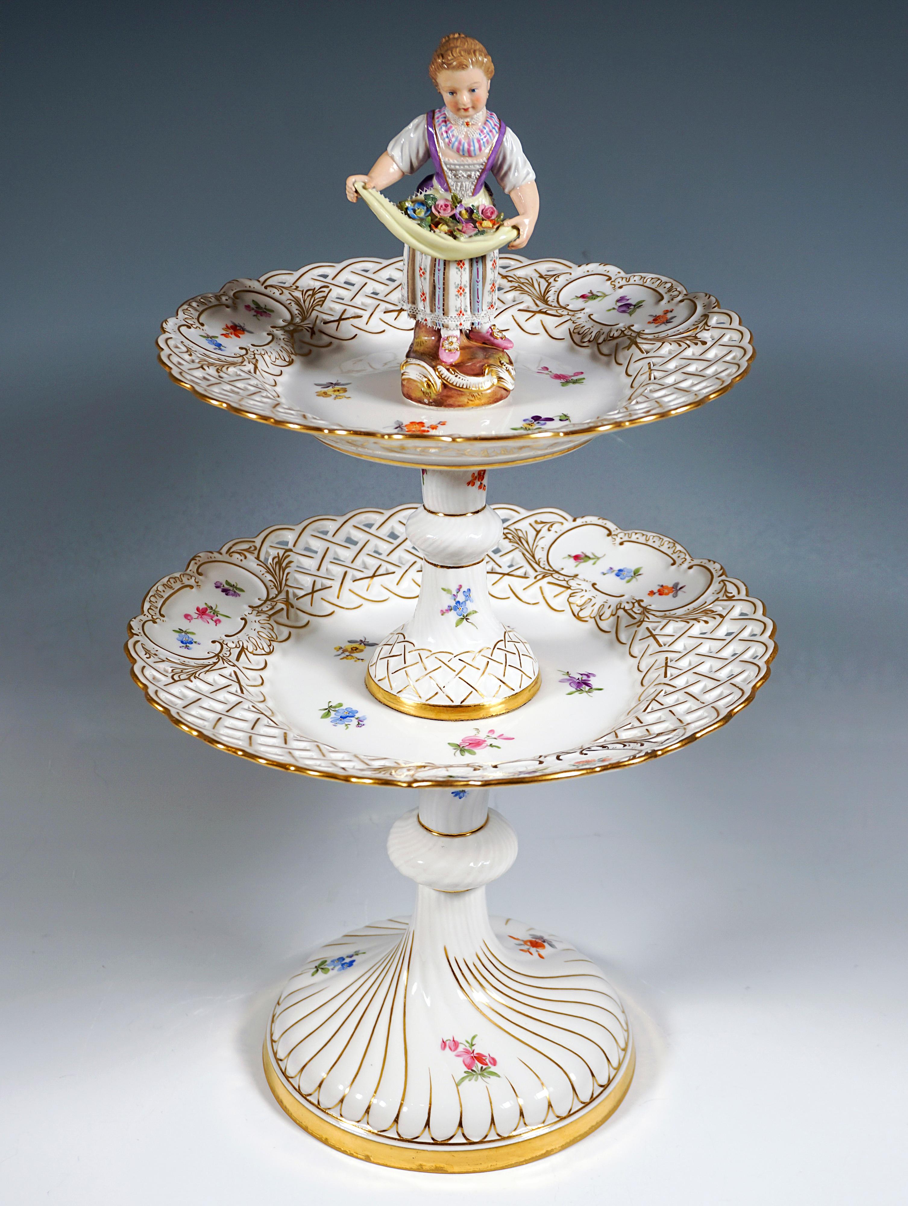 Pair Of 2-Storey Meissen Porcelain Centerpieces With Gardener Children, Ca. 1860 For Sale 4