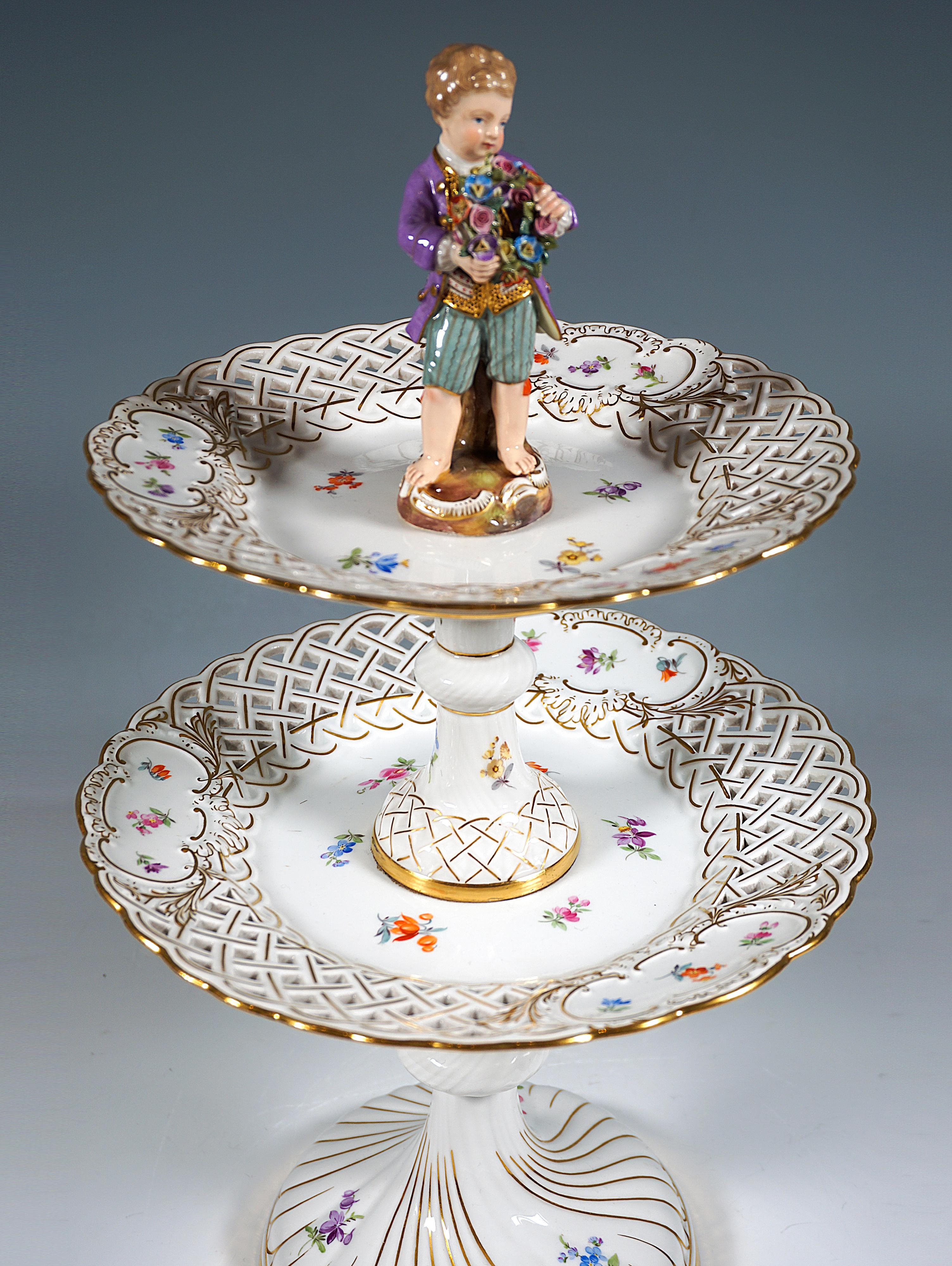 Glazed Pair Of 2-Storey Meissen Porcelain Centerpieces With Gardener Children, Ca. 1860 For Sale
