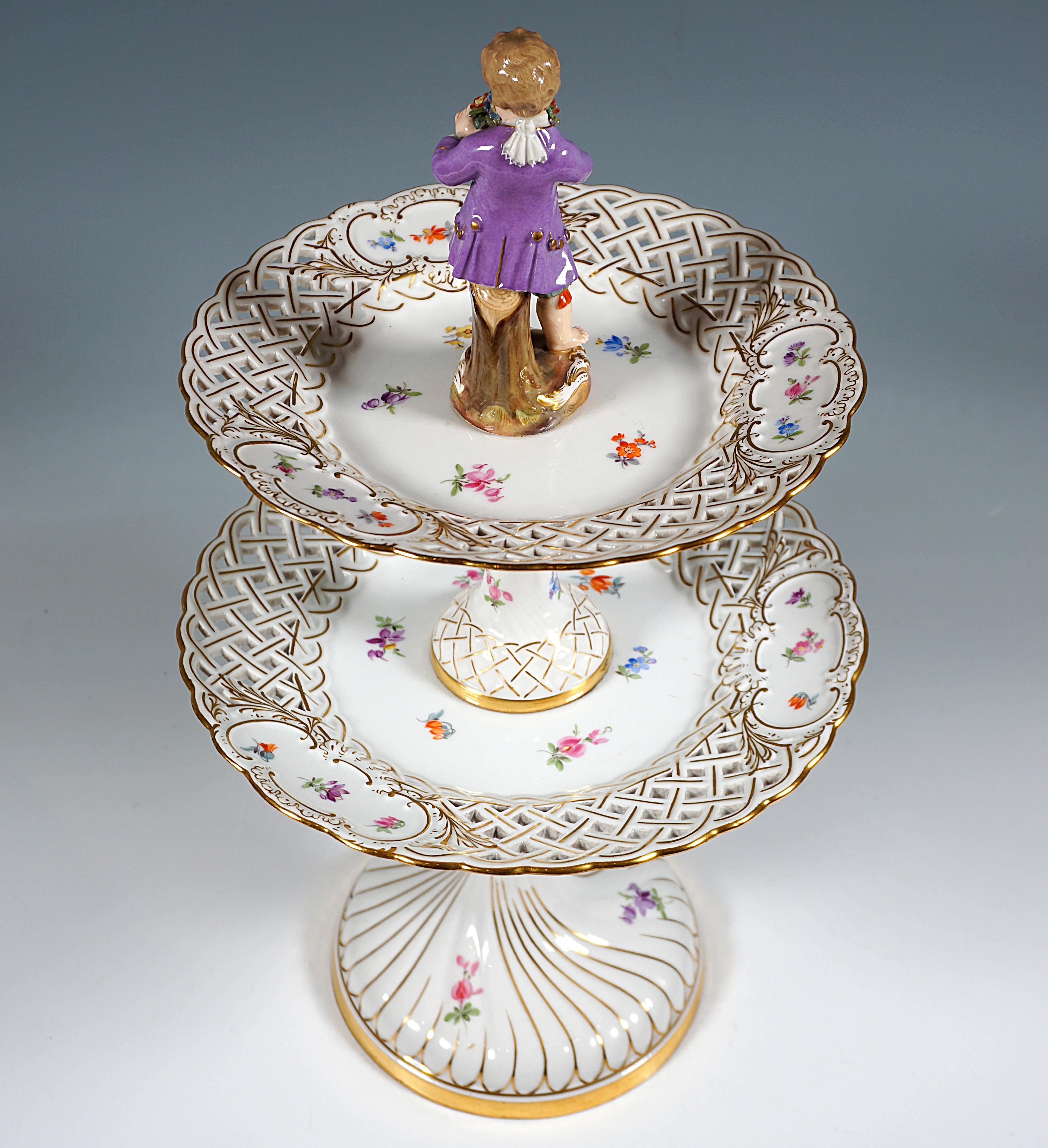 Mid-19th Century Pair Of 2-Storey Meissen Porcelain Centerpieces With Gardener Children, Ca. 1860 For Sale