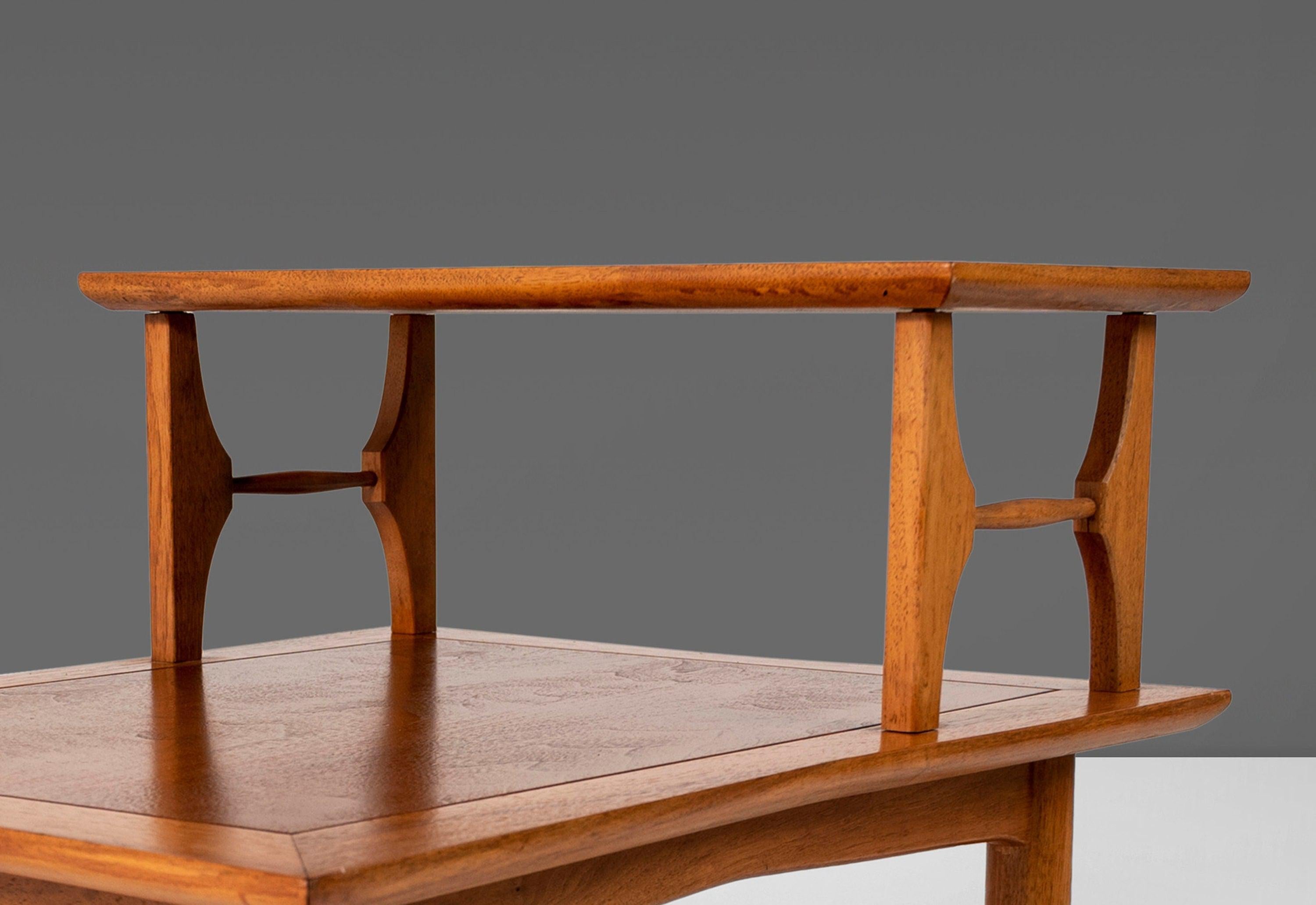 Pair of 2-Tier Mid-Century Modern End Tables Attributed to Lubberts & Mulder For Sale 3