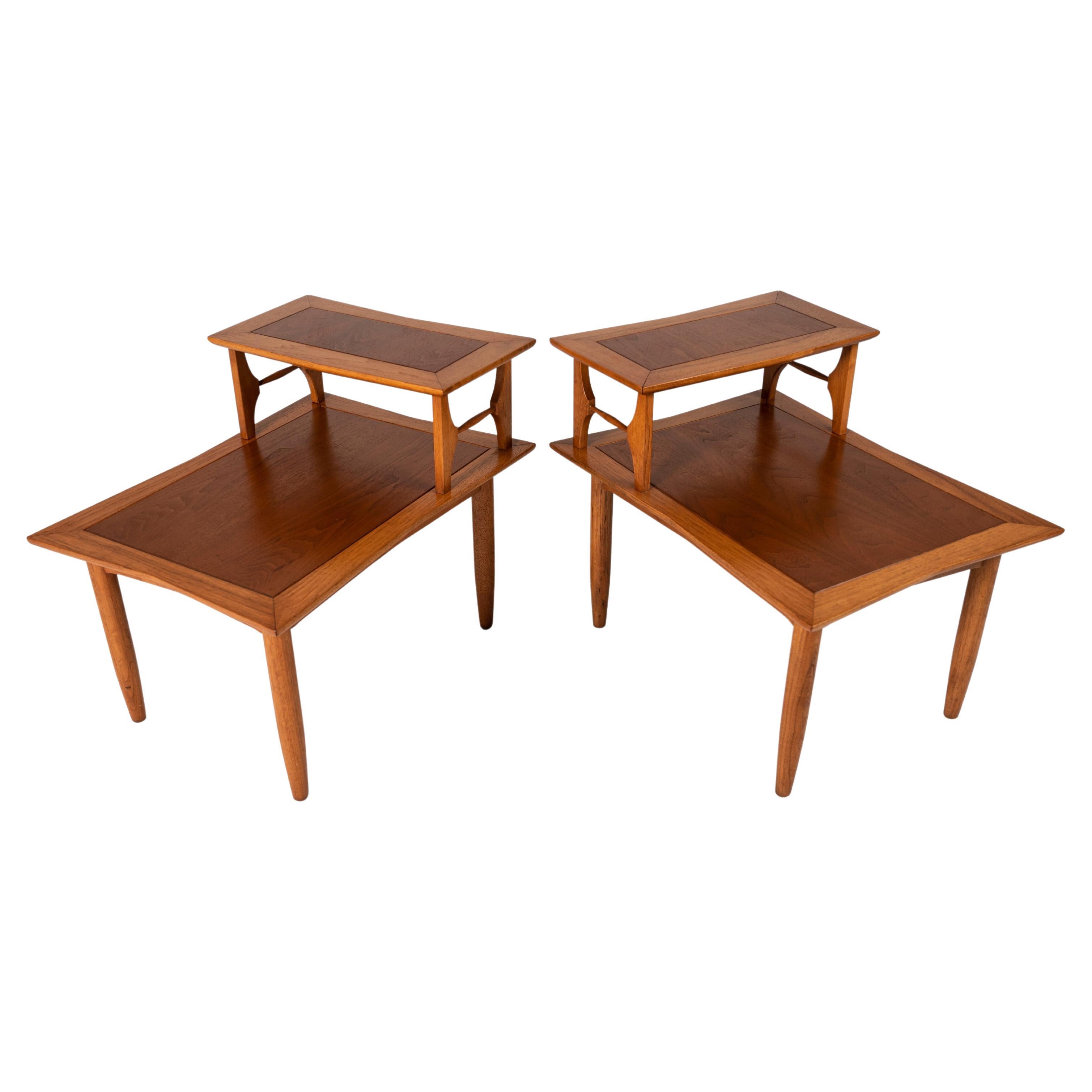 Paire de tables d'appoint à 2 niveaux de style mi-siècle moderne, attribuées à Lubberts & Mulder