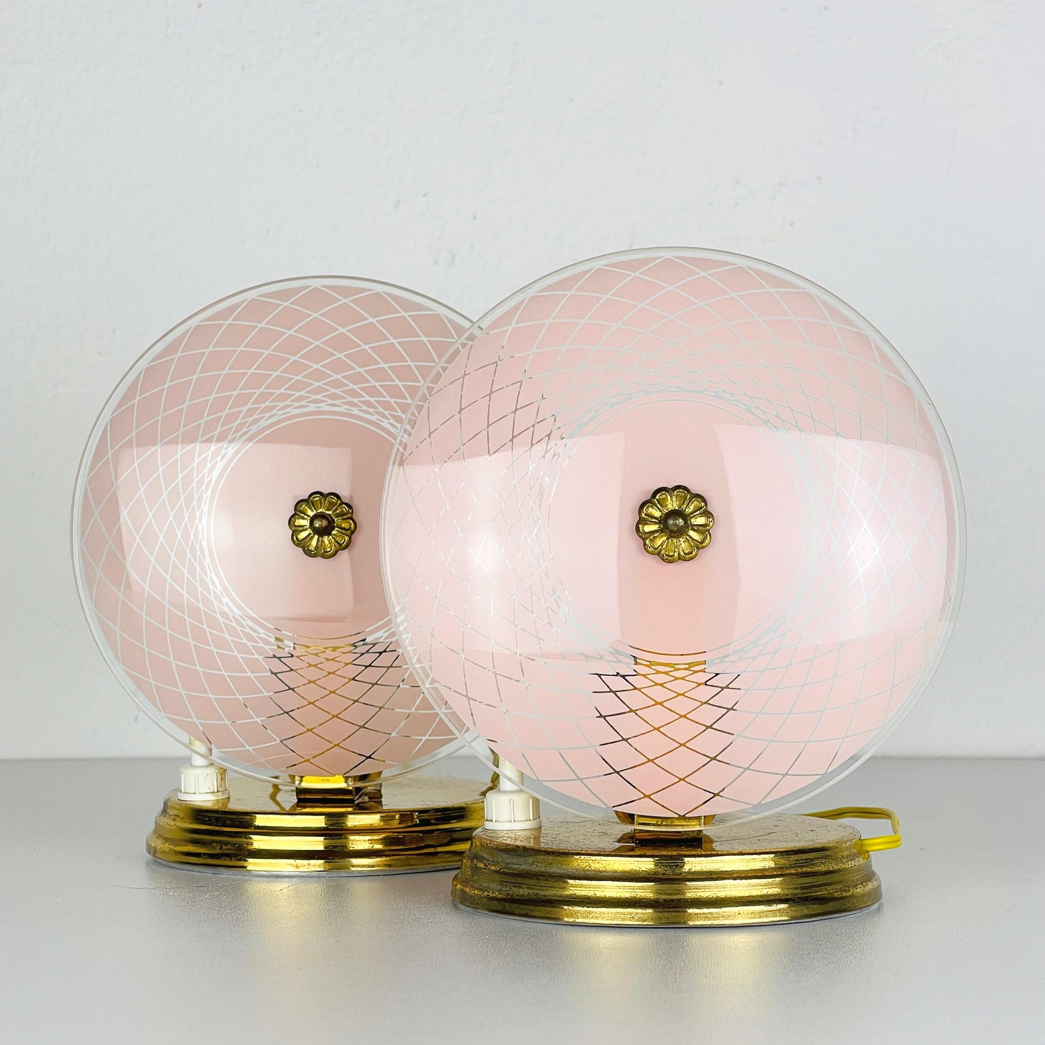Pair of 2 vintage night table lamps Italy 1950s  In Good Condition For Sale In Miklavž Pri Taboru, SI