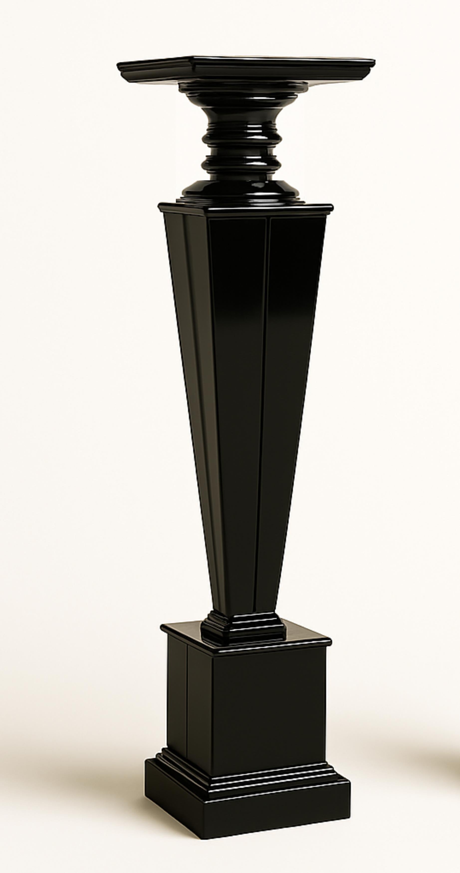 Paire de colonnes à piédestal en noyer Art déco, 20e siècle Bon état - En vente à Lisbon, PT