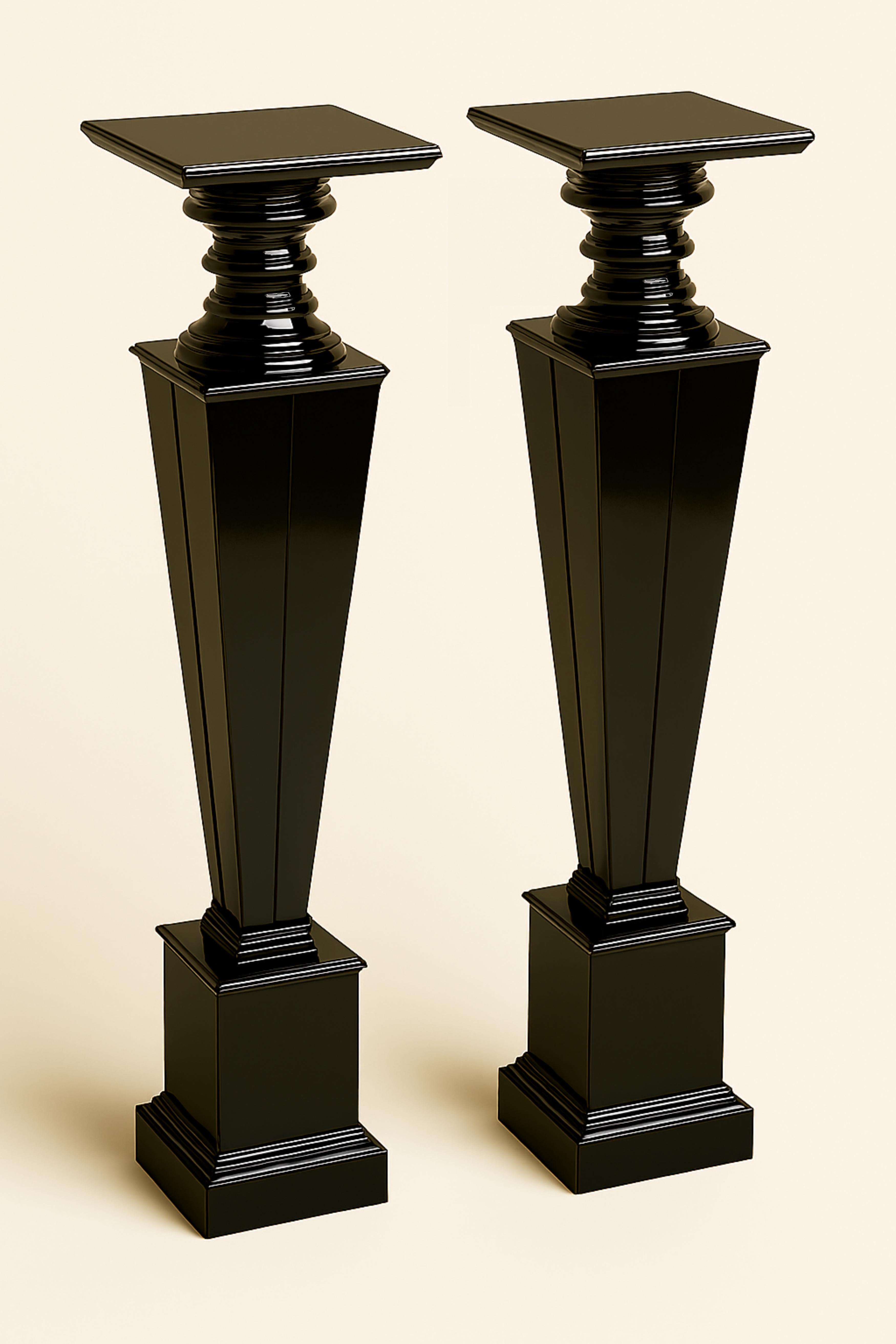 Paire de colonnes à piédestal en noyer Art déco, 20e siècle en vente 3