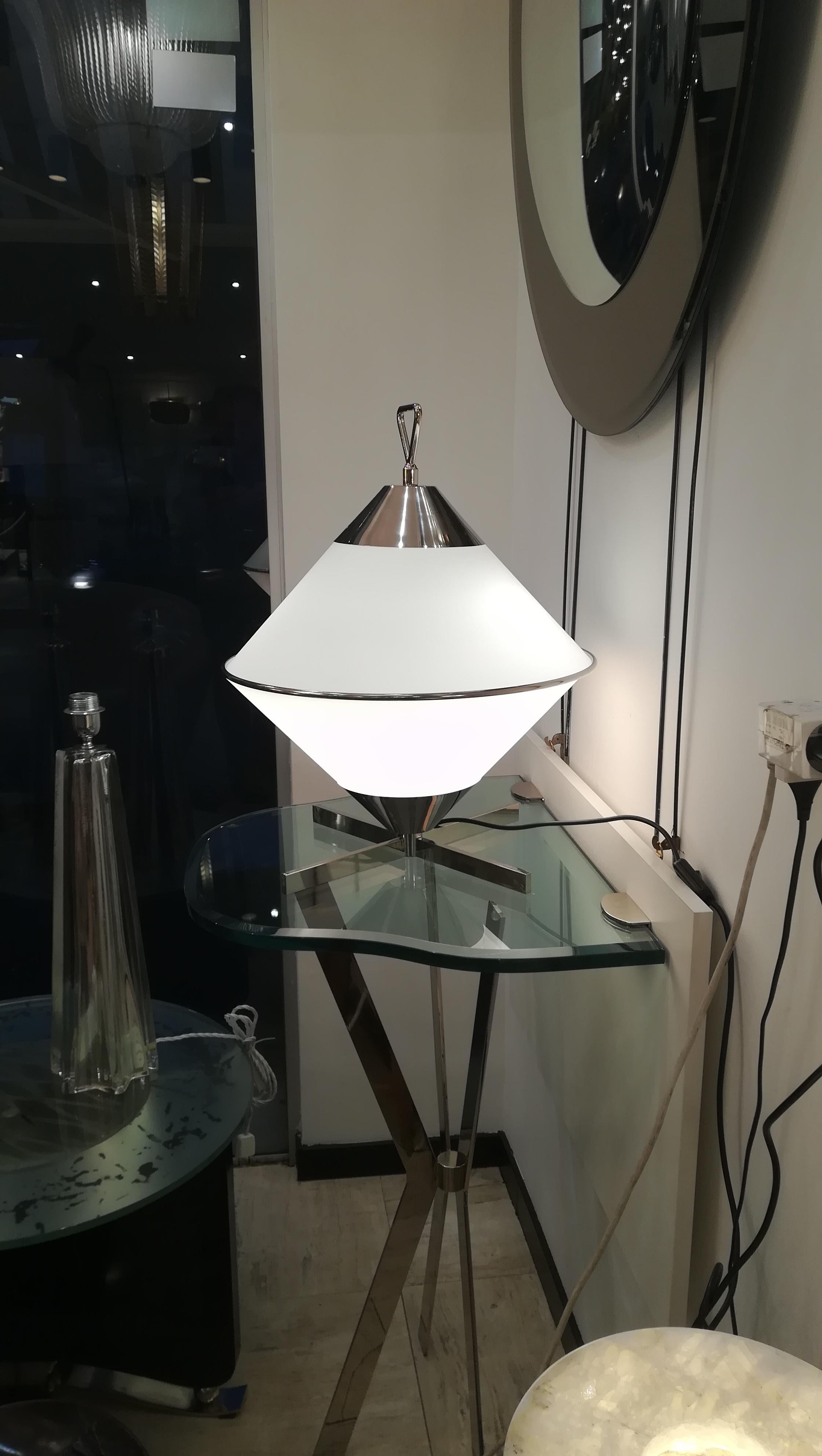 Pair of 2000s Design Opaline and Chromium Table Lamp 6