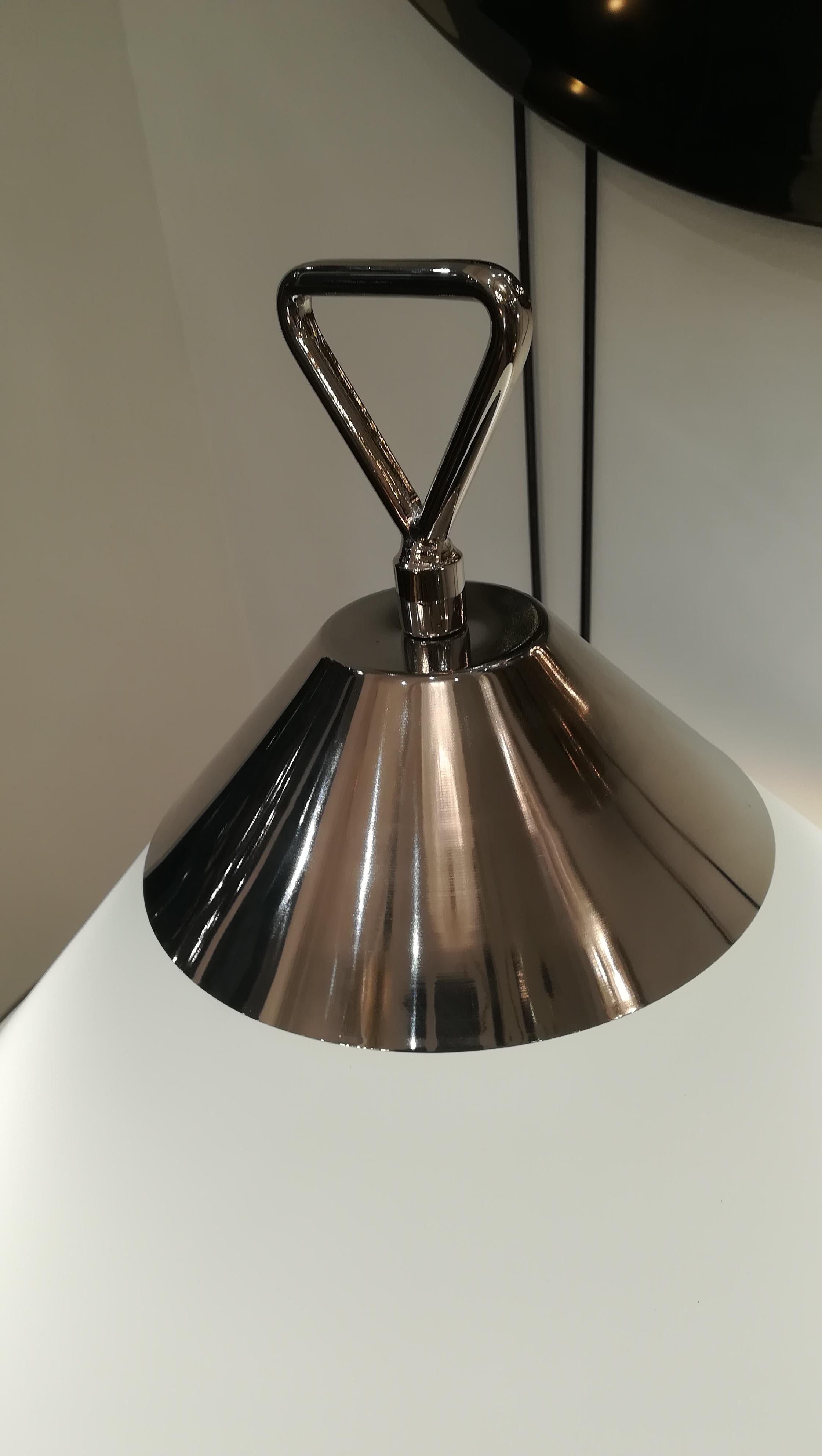 Pair of 2000s Design Opaline and Chromium Table Lamp In Excellent Condition In Saint-Ouen, FR