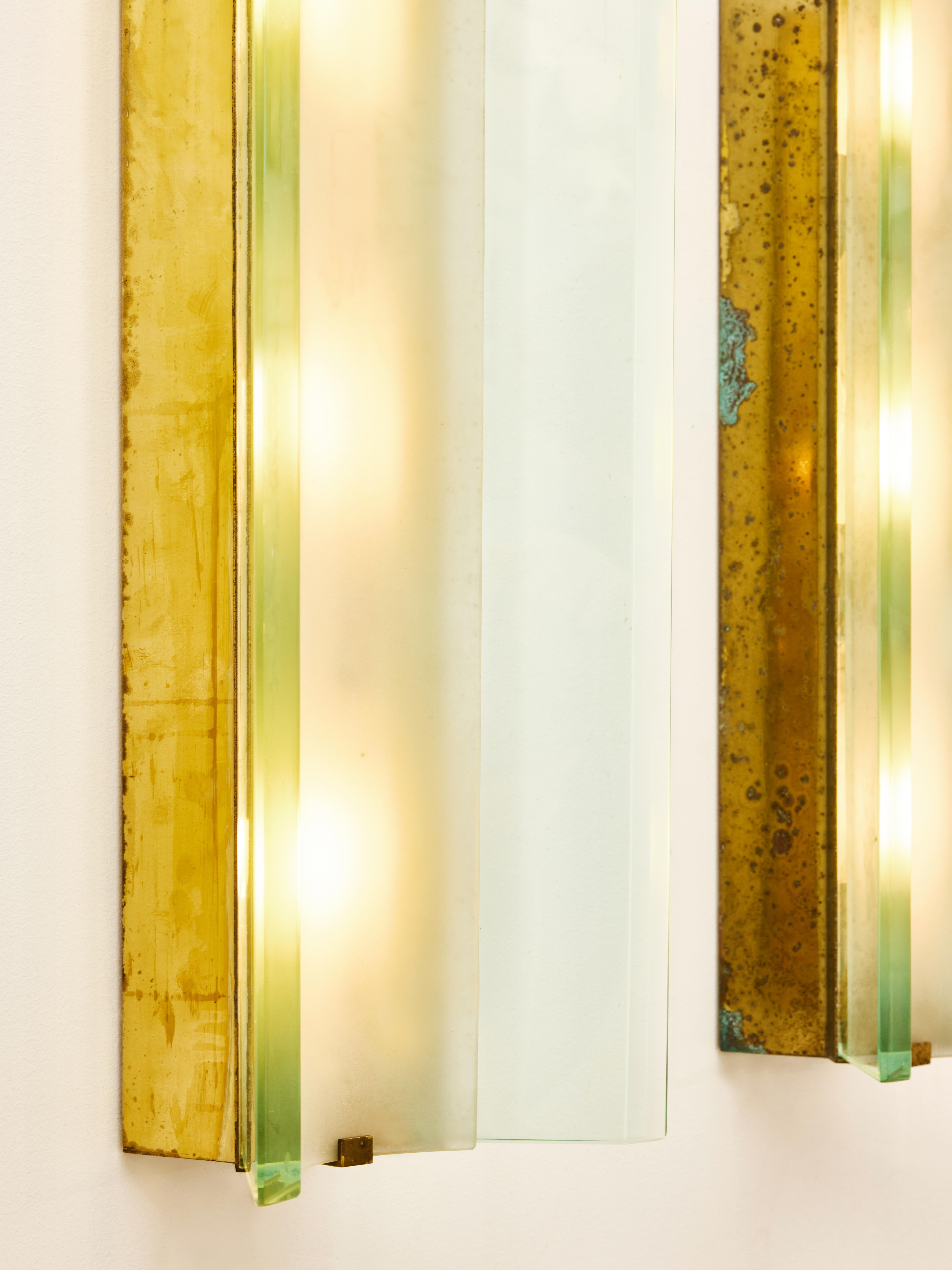Italian Pair of 2052 Fontana Arte by Max Ingrand Wall Sconces For Sale