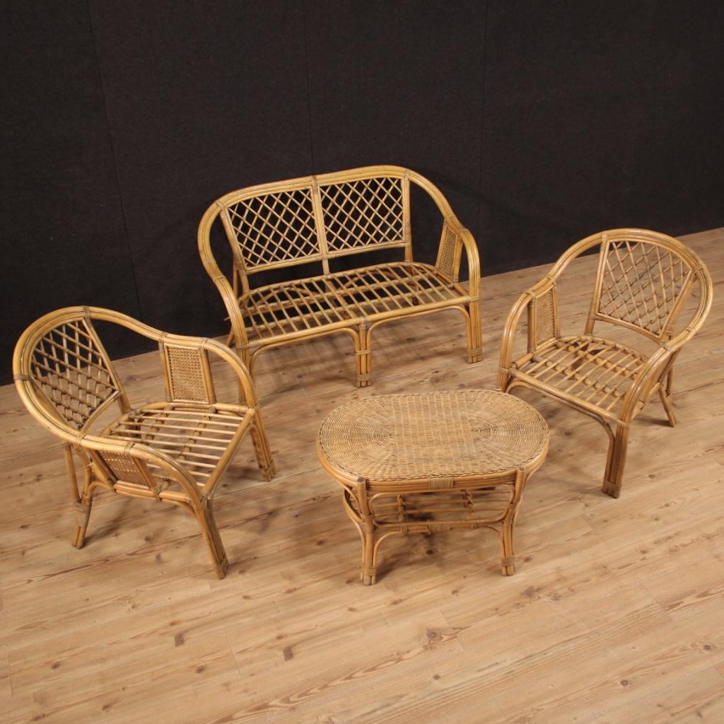Pair of Italian armchairs from the 1960s-1970s. Furniture of wicker, woven wood and cane of beautiful lines and pleasant decor. Armchairs lacking cushions that are part of a living room complete with sofa and coffee table (see photos and request the
