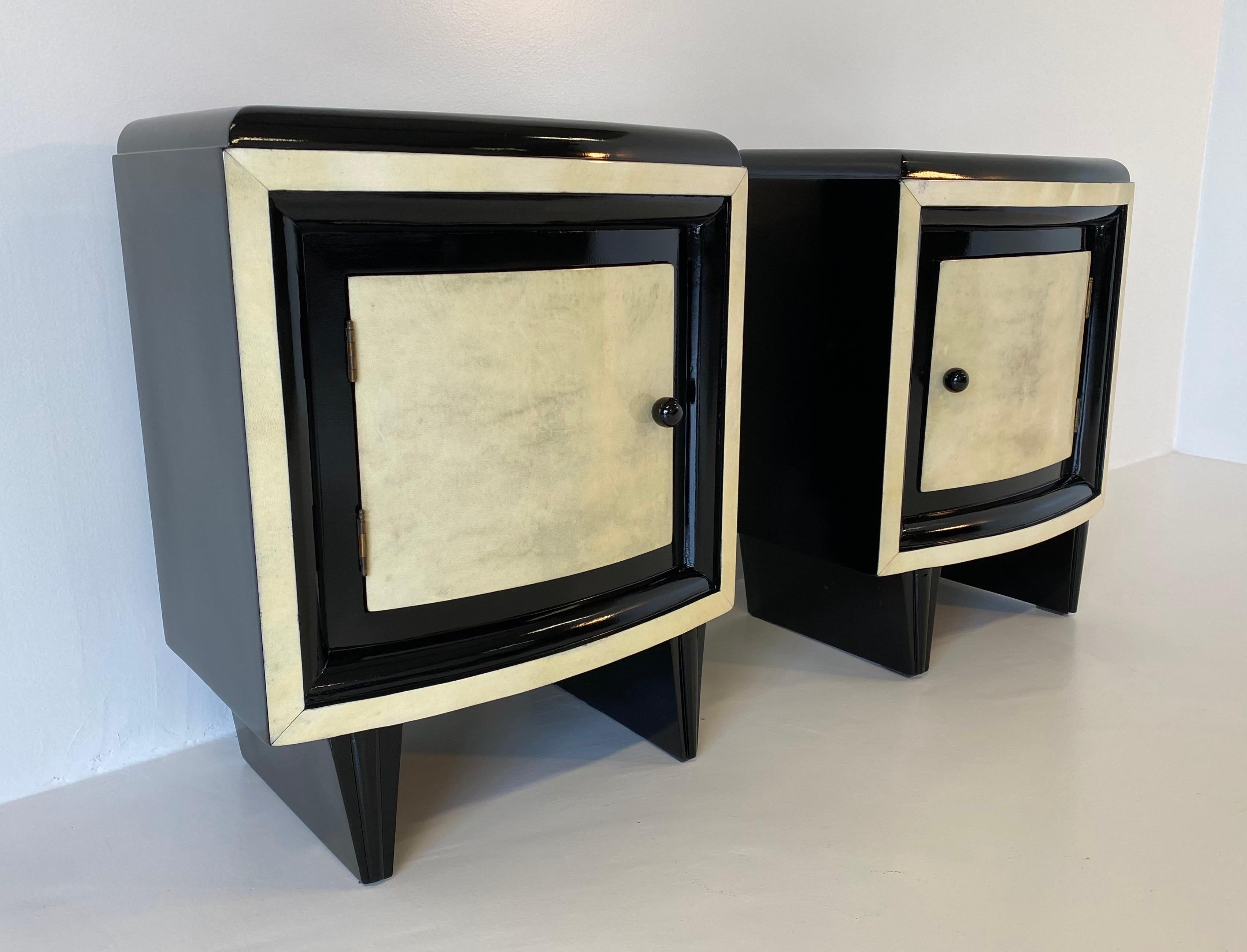 Italian Pair of 20th Century Art Deco Parchment Bedside Tables, 1930s