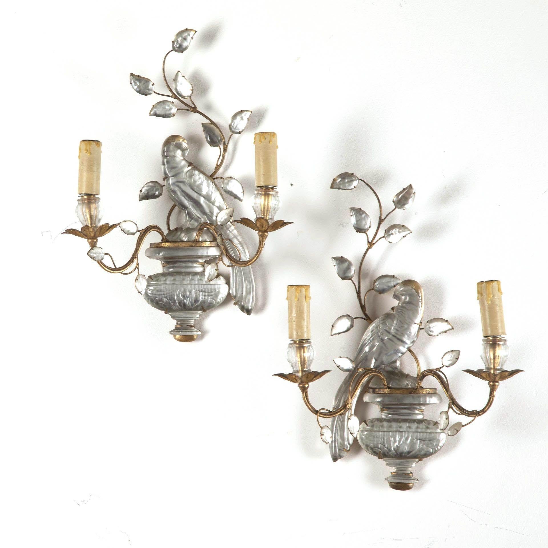 Pair of 20th Century Bagues Parrot Wall Lights In Good Condition For Sale In Gloucestershire, GB