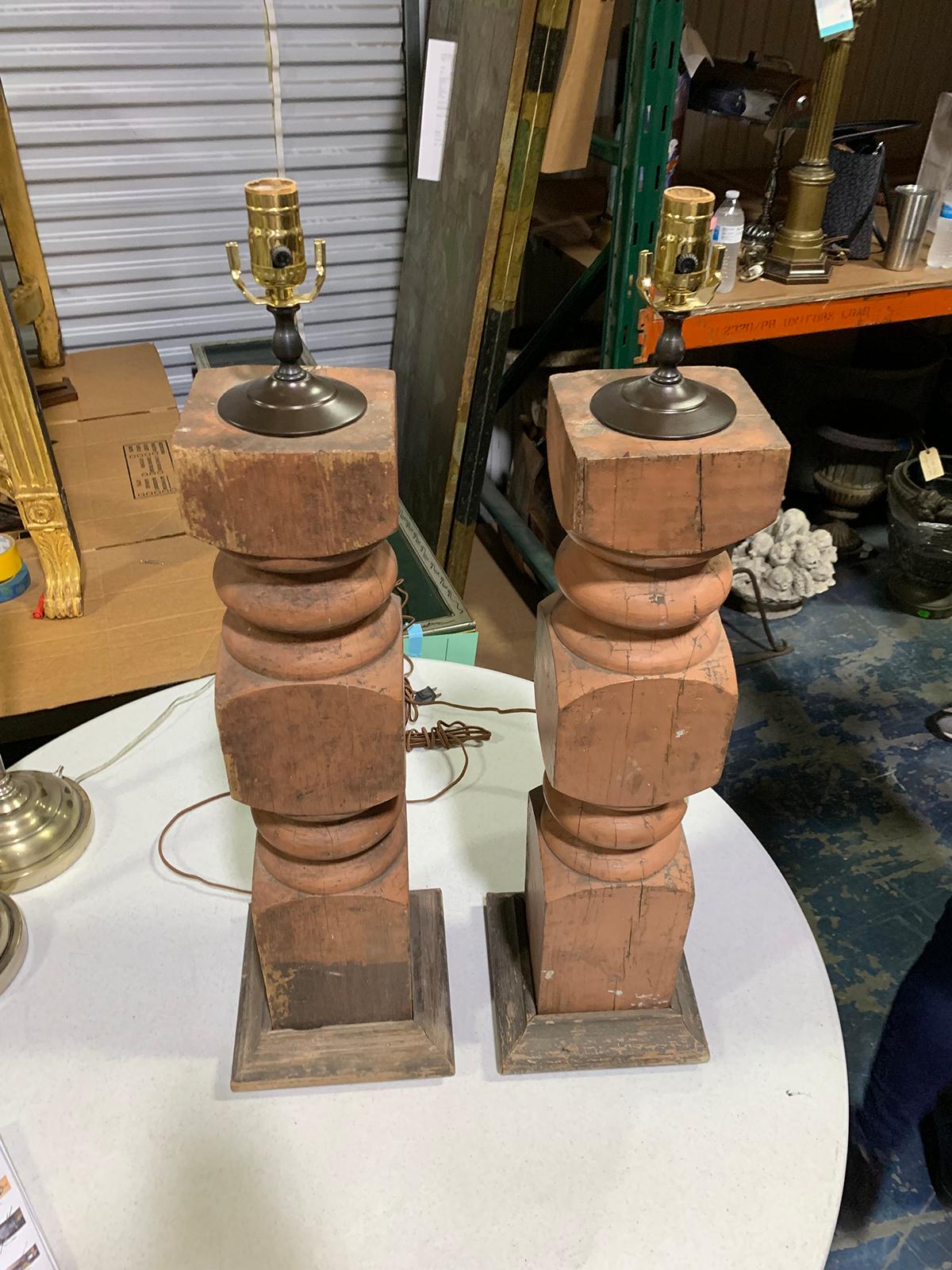 Pair of 20th Century Balustrades as Lamps with Old Finish For Sale 10