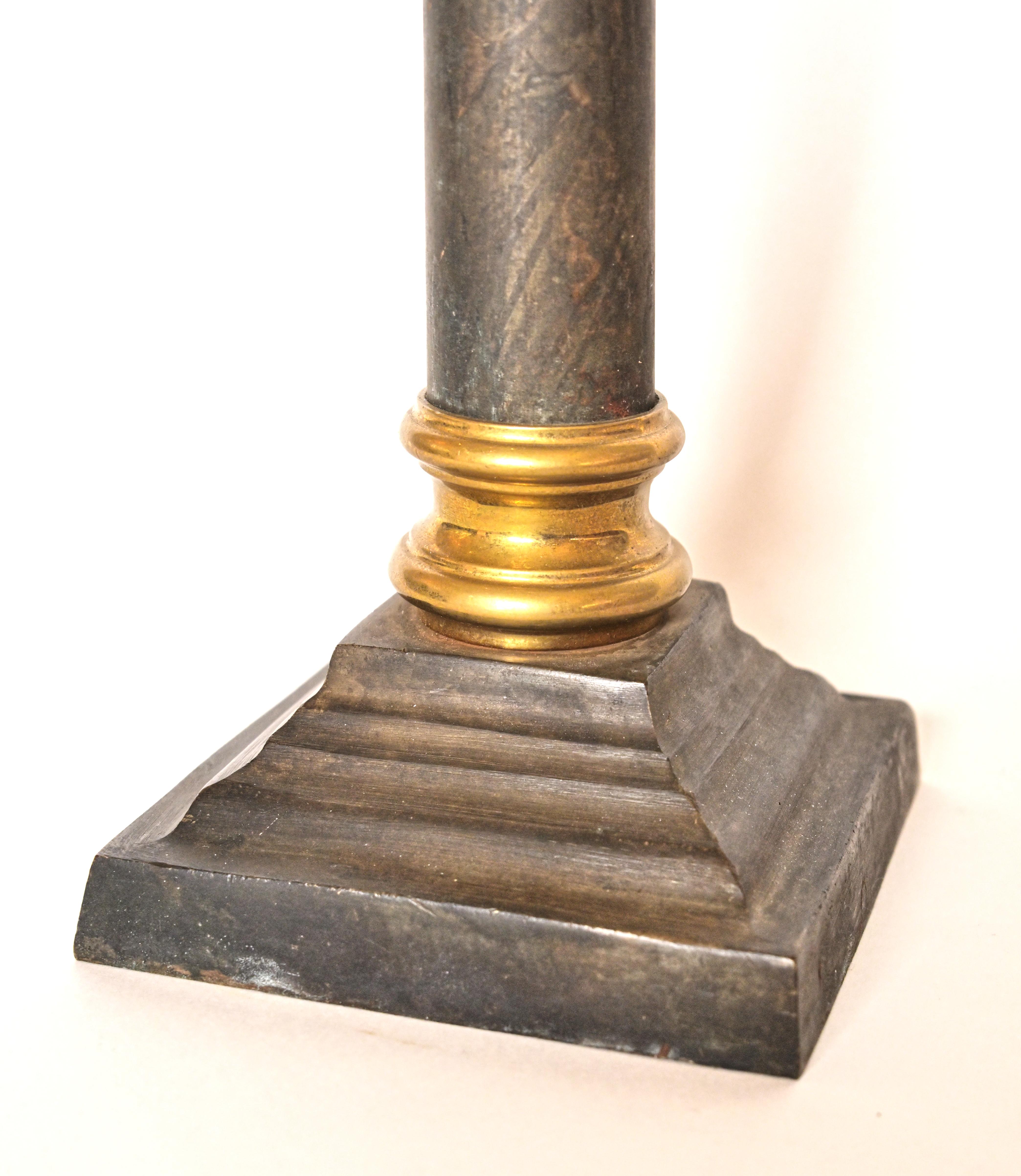 Paar Hurricane-Votive-Laternen aus Bronze des 20. Jahrhunderts (Regency) im Angebot
