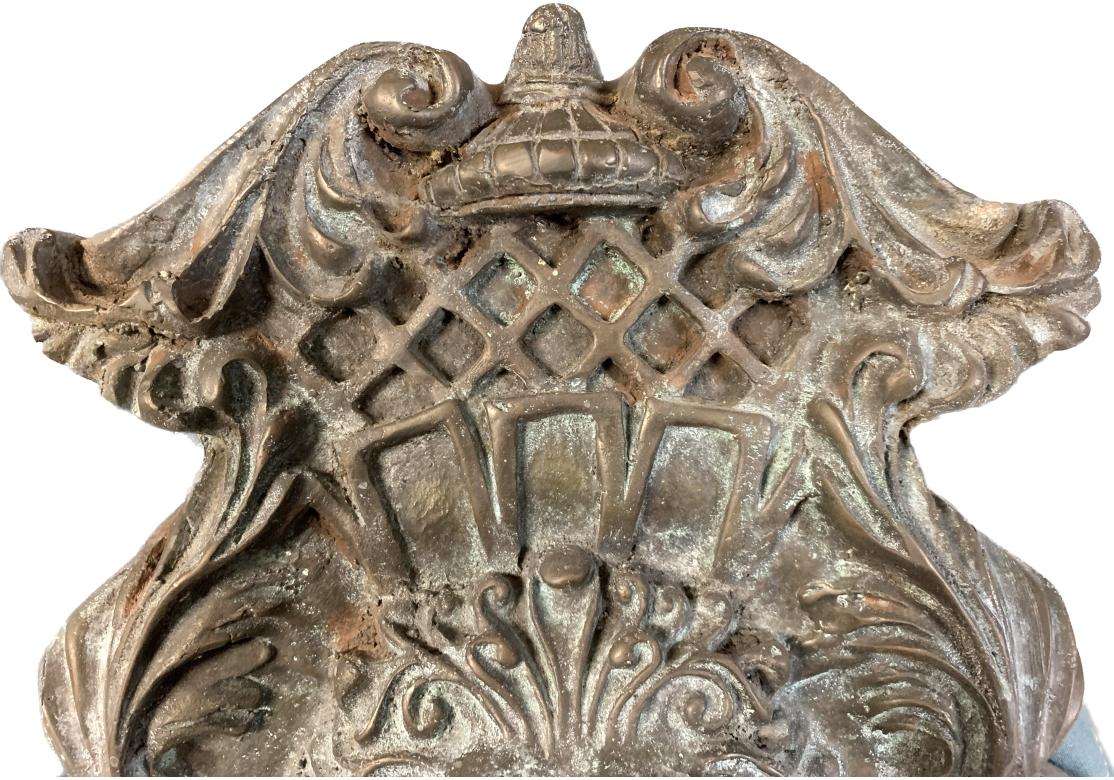 Pair Of 20th Century Bronze Lion Head Outdoor Wall Fountains With Basins For Sale 1
