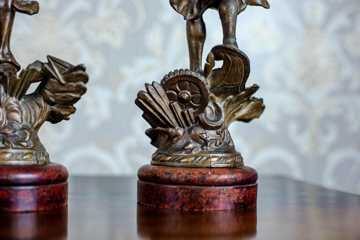 Pair of 20th Century Bronzed Zamak Figurines For Sale 3