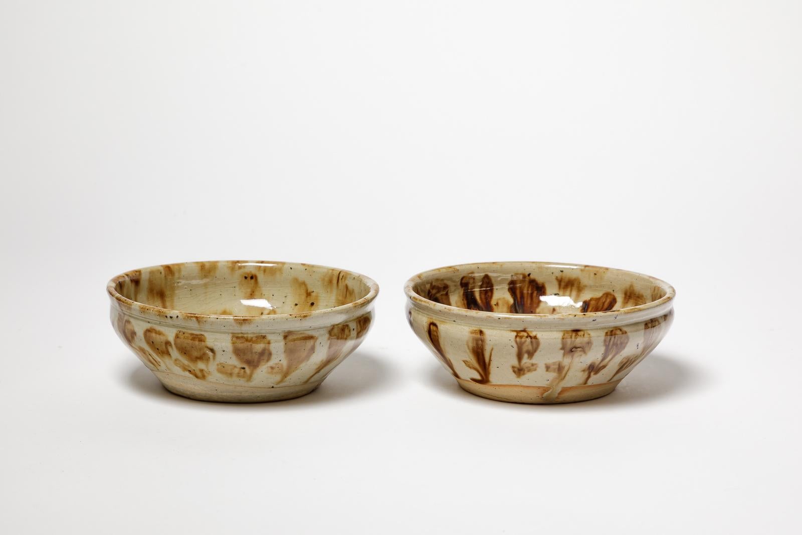 Joseph Talbot

Pair of 20th century art deco ceramic bowls or vide poches

Brown abstract ceramic colors

Signed

original perfect condition

Height 7 cm
Large 18 cm