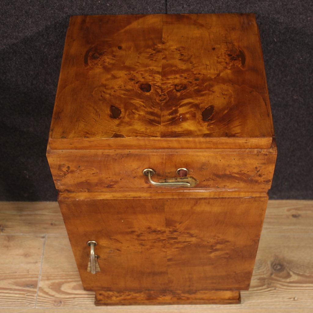 Pair of 20th Century Burl Walnut Wood Italian Art Deco Style Night Stands, 1950 7