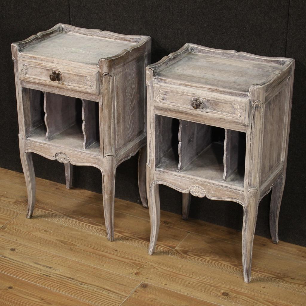 Pair of 20th Century Carved Painted Wood Shabby Chic French Nightstands, 1970 In Good Condition In Vicoforte, Piedmont