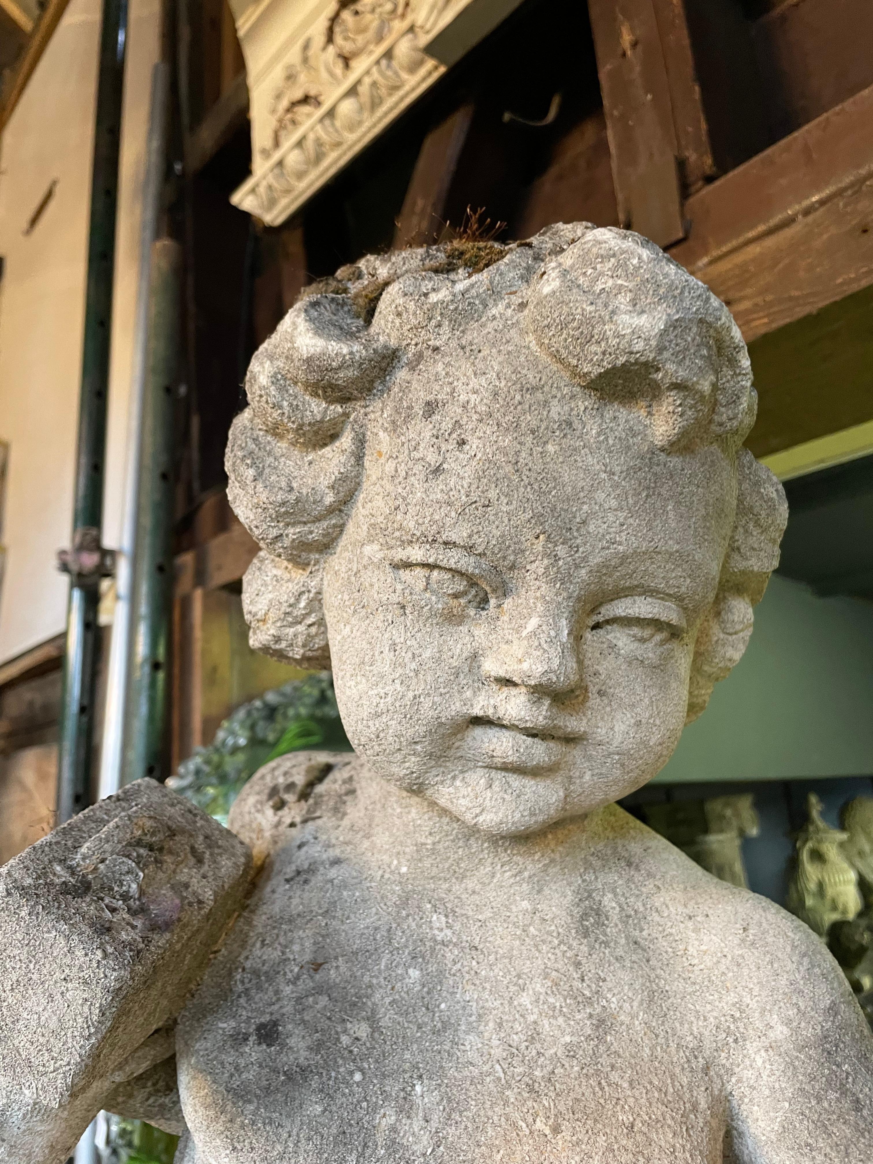 Italian Pair of 20th Century Carved Stone Putti For Sale