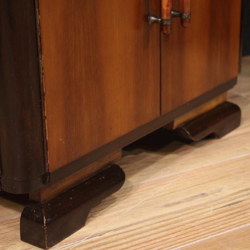 Pair of 20th Century Carved Wood Italian Art Deco Style Bedside Tables, 1950 in vendita 1