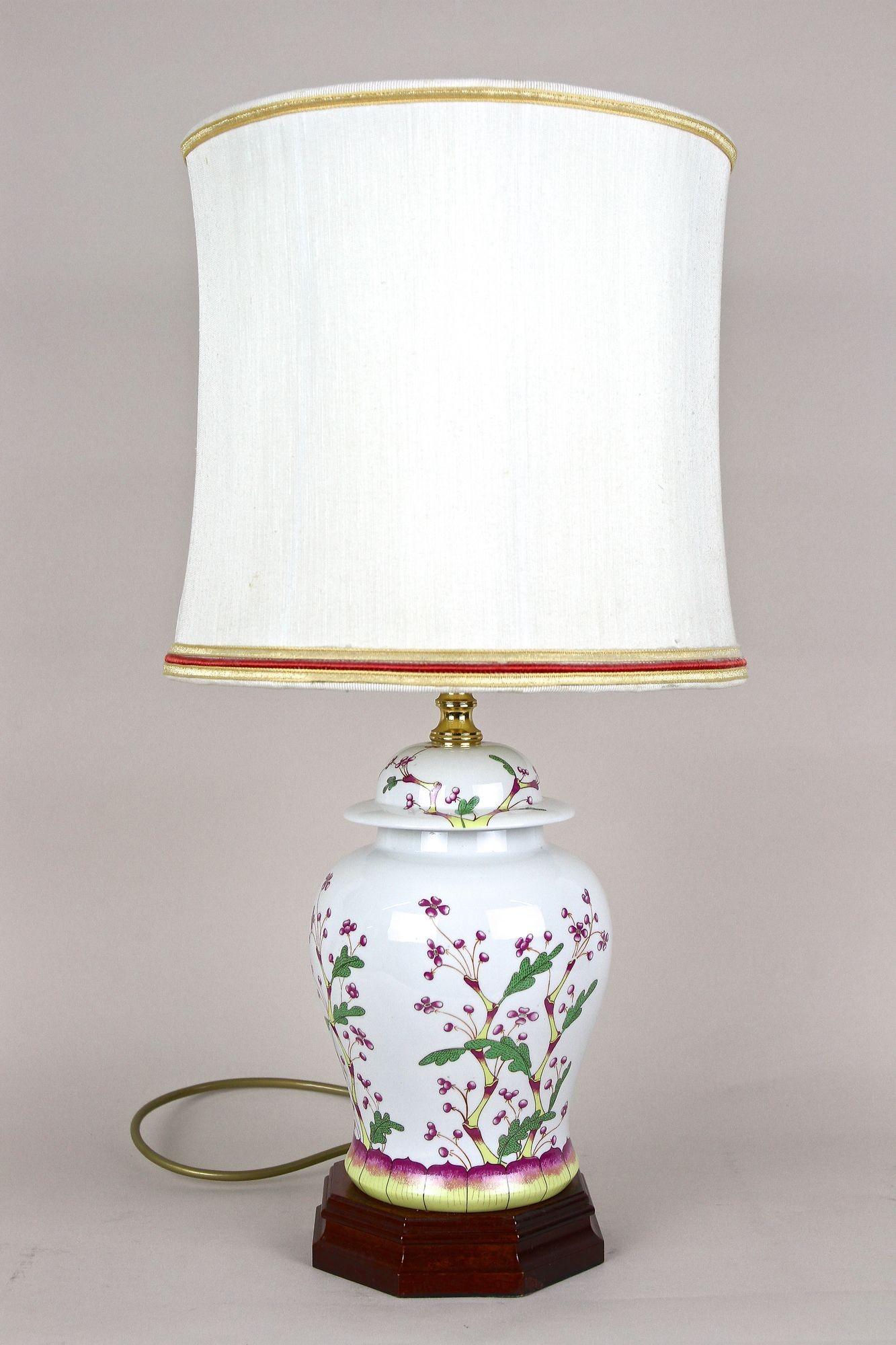 Pair Of 20th Century Ceramic Table Lamps With Lampshades, Italy ca. 1970s For Sale 5