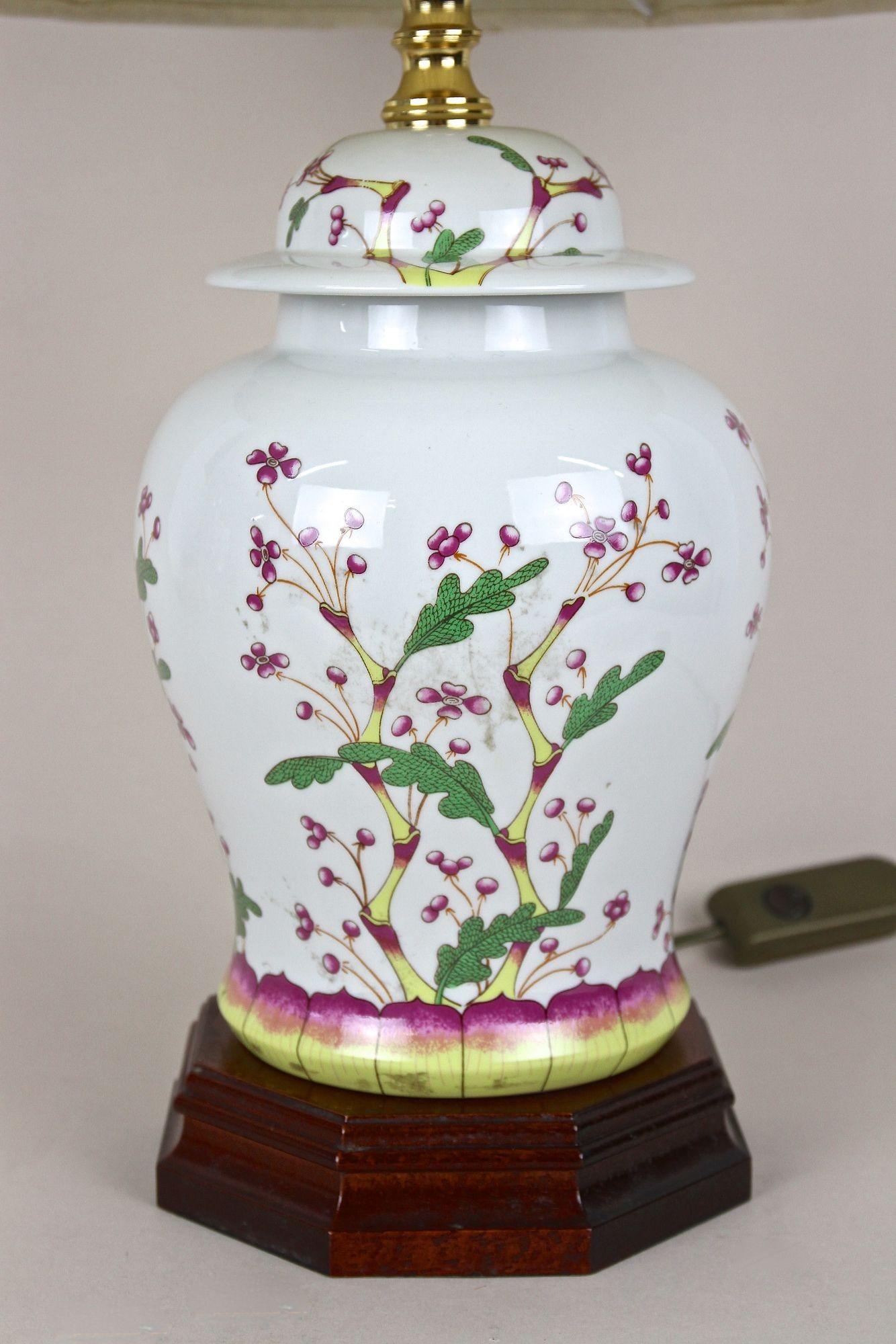 Mid-Century Modern Pair Of 20th Century Ceramic Table Lamps With Lampshades, Italy ca. 1970s For Sale