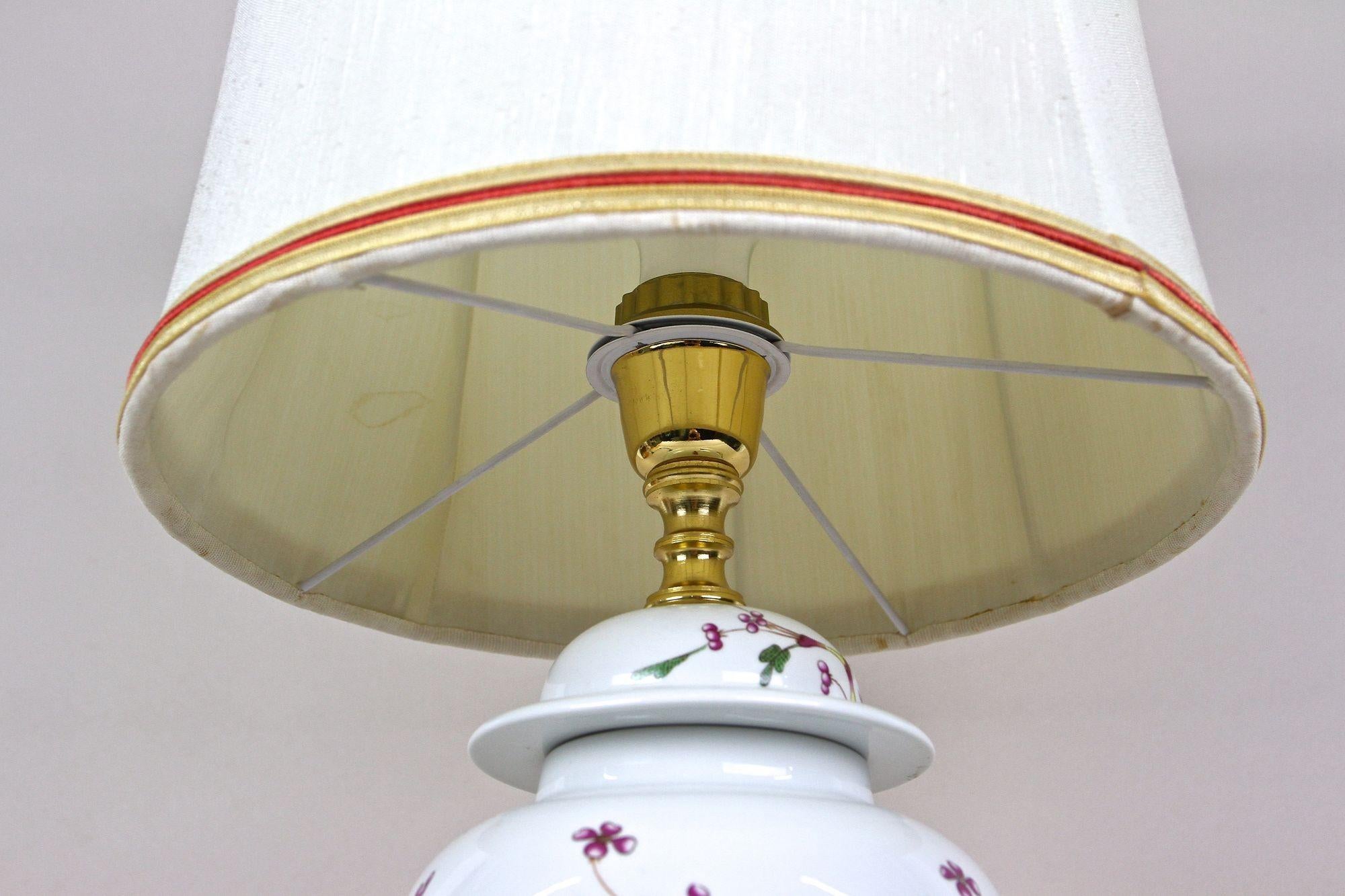 Pair Of 20th Century Ceramic Table Lamps With Lampshades, Italy ca. 1970s For Sale 4