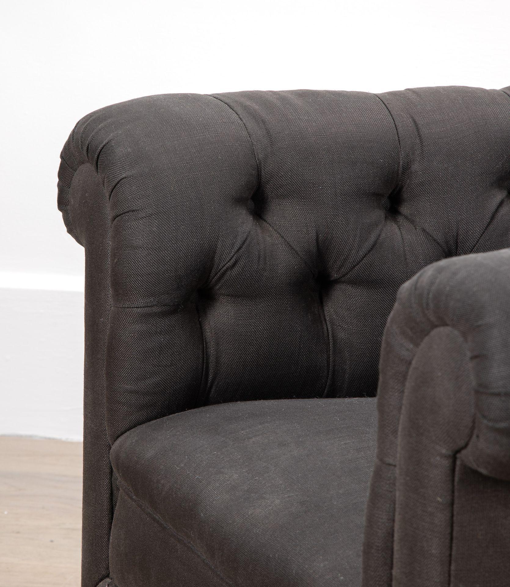 Paire de fauteuils Chesterfield du 20e siècle en vente 2