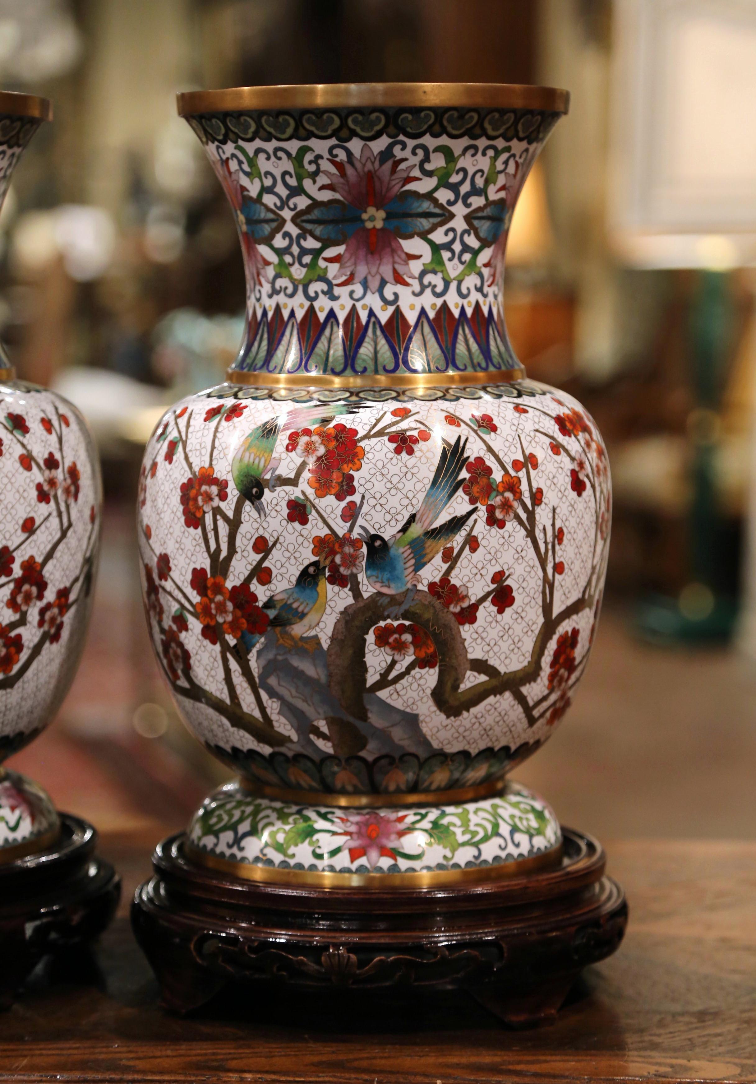 Pair of 20th Century Chinese Cloisonné Enamel Vases on Stand with Bird Decor In Excellent Condition In Dallas, TX