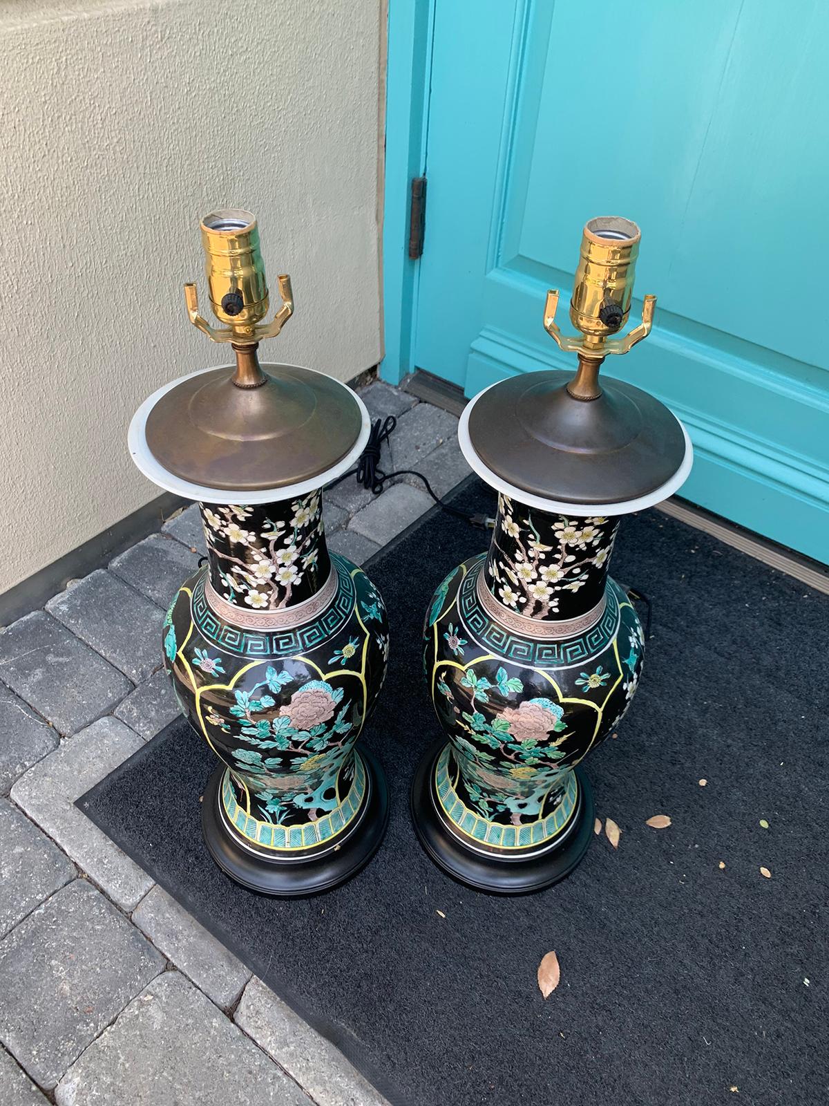 Pair of 20th Century Chinese Famille Noir Porcelain Lamps 8
