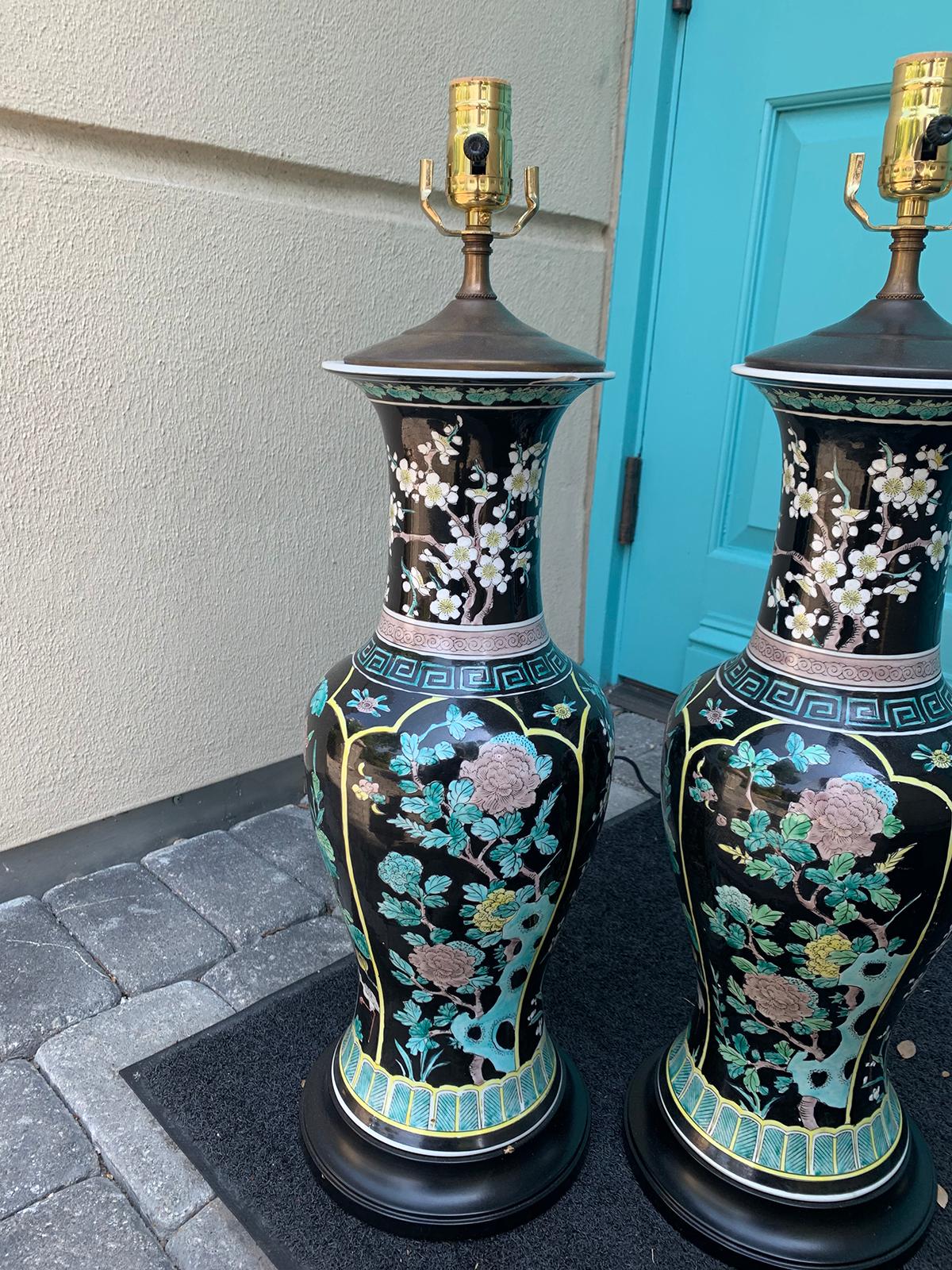 Pair of 20th Century Chinese Famille Noir Porcelain Lamps 2