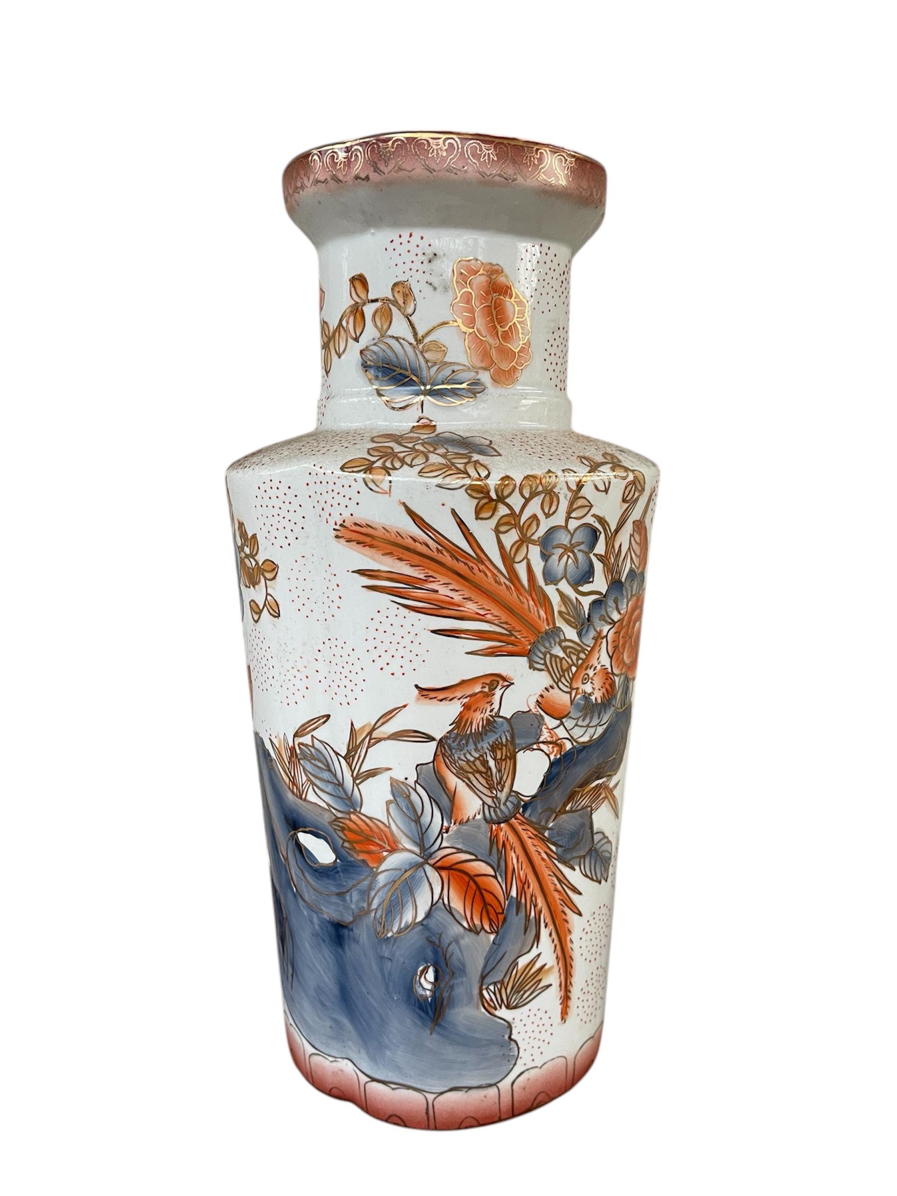Hand-Painted Pair of 20th Century Chinese white ceramic floral vases For Sale