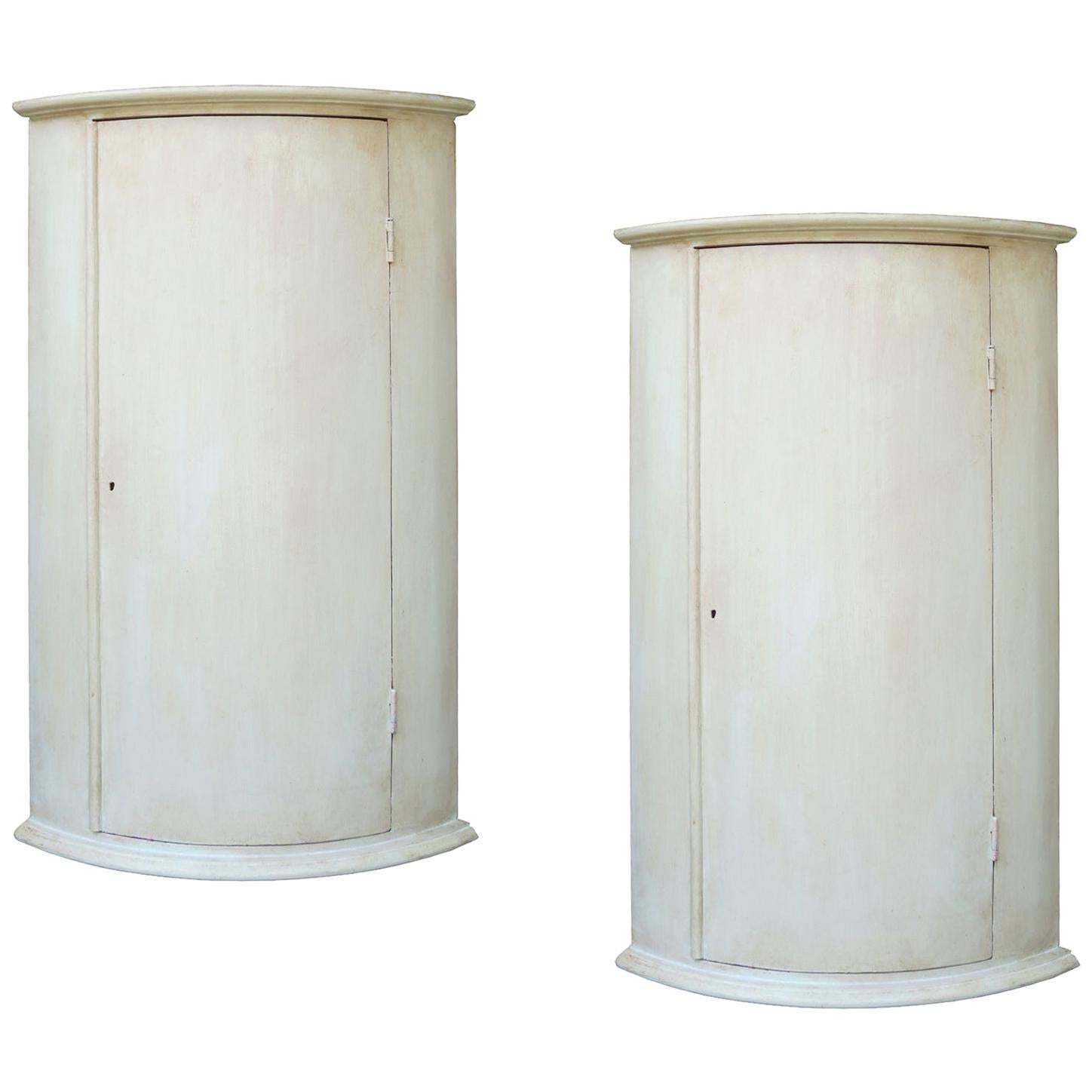 Pair of 20th Century Custom Made and Custom Painted Corner Cabinets For Sale