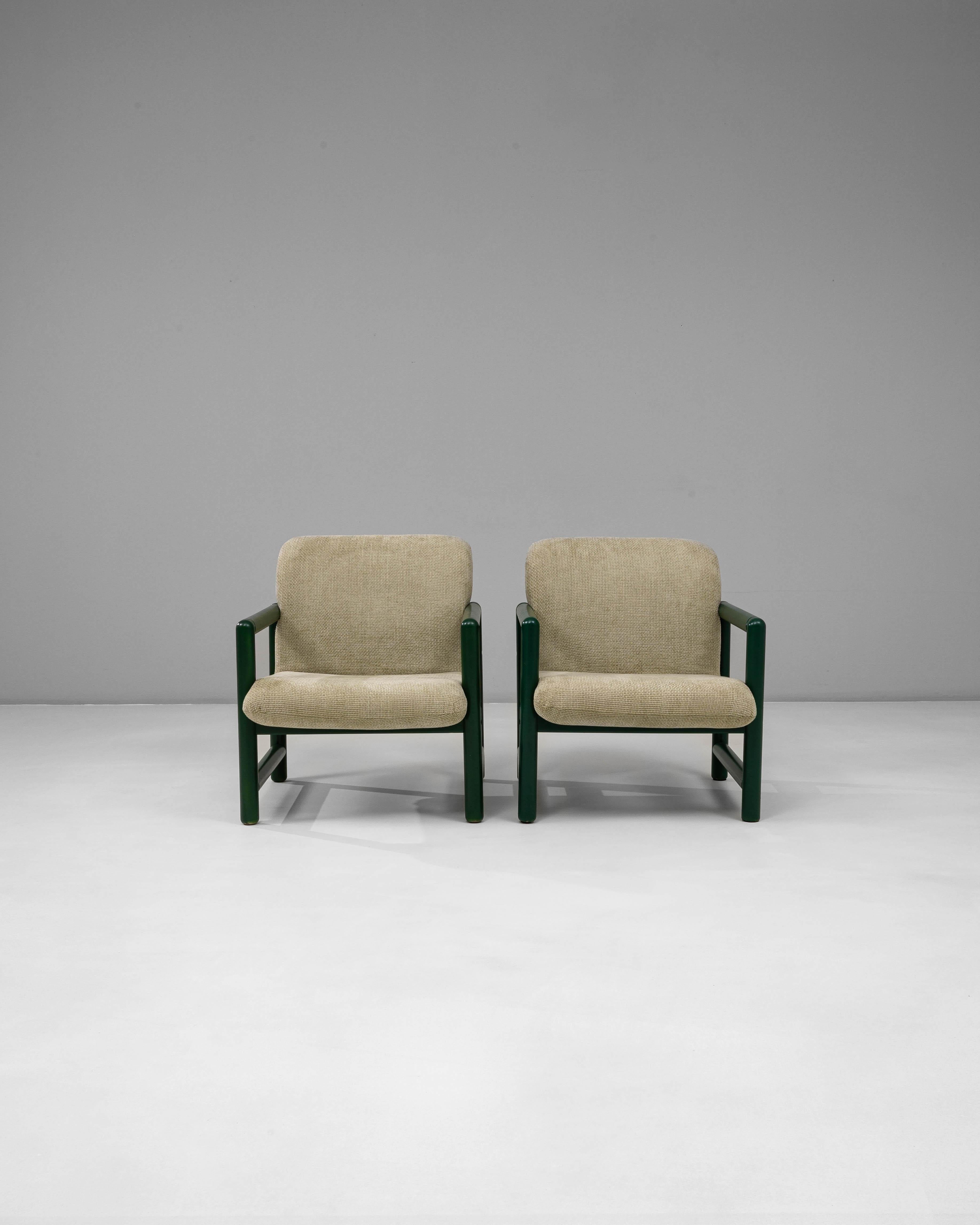 20ième siècle Paire de chaises longues tchèques du 20e siècle avec armatures tubulaires vertes en vente