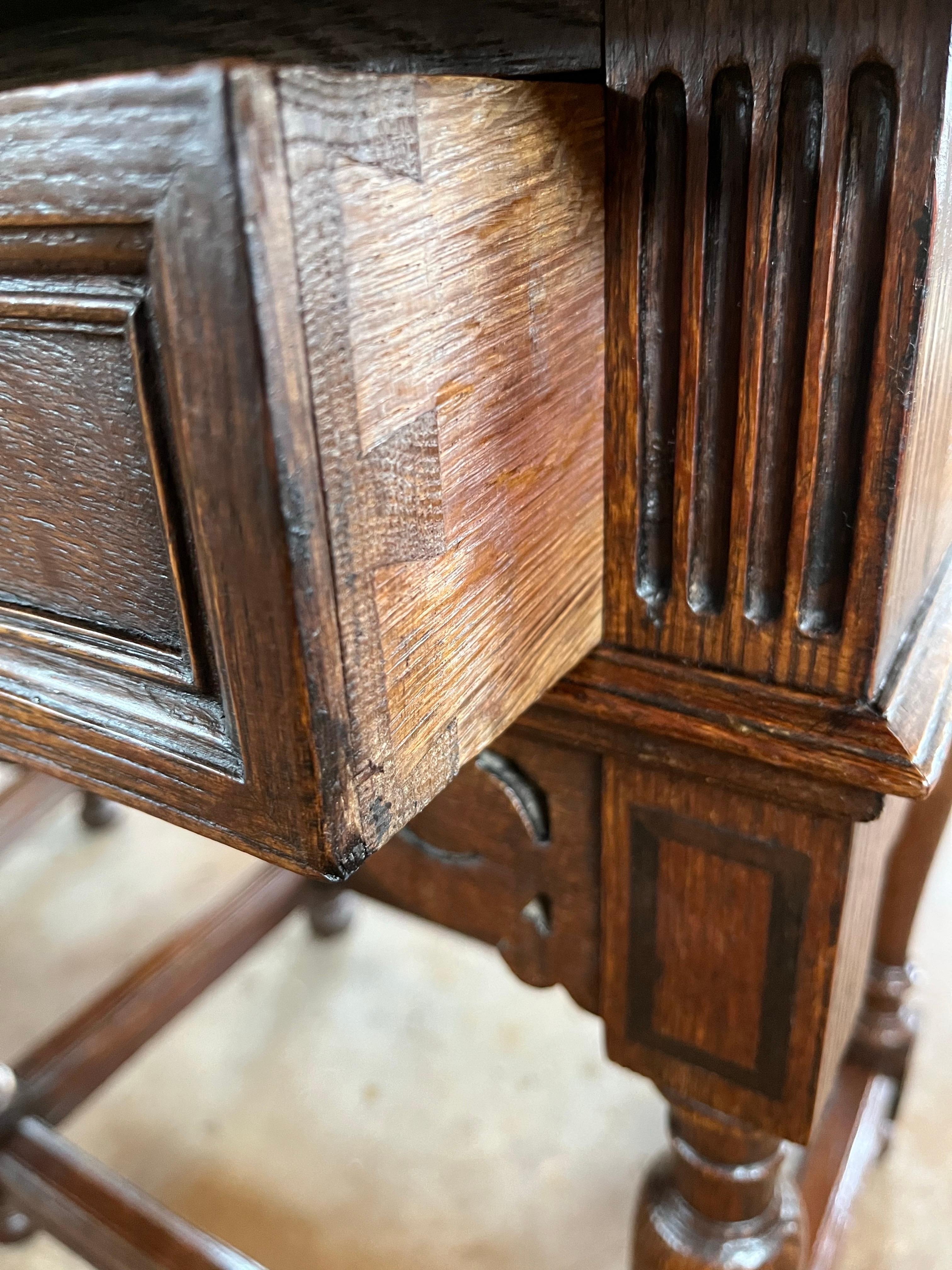 Pair Of 20th Century Dutch Oak Side Tables For Sale 11