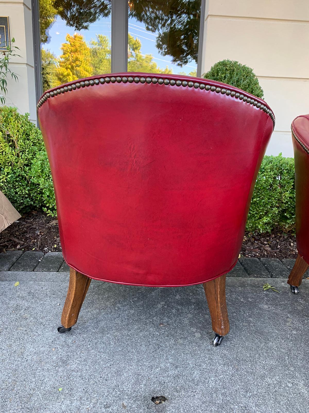 Pair of 20th Century English Red Leather Barrel Chairs 5