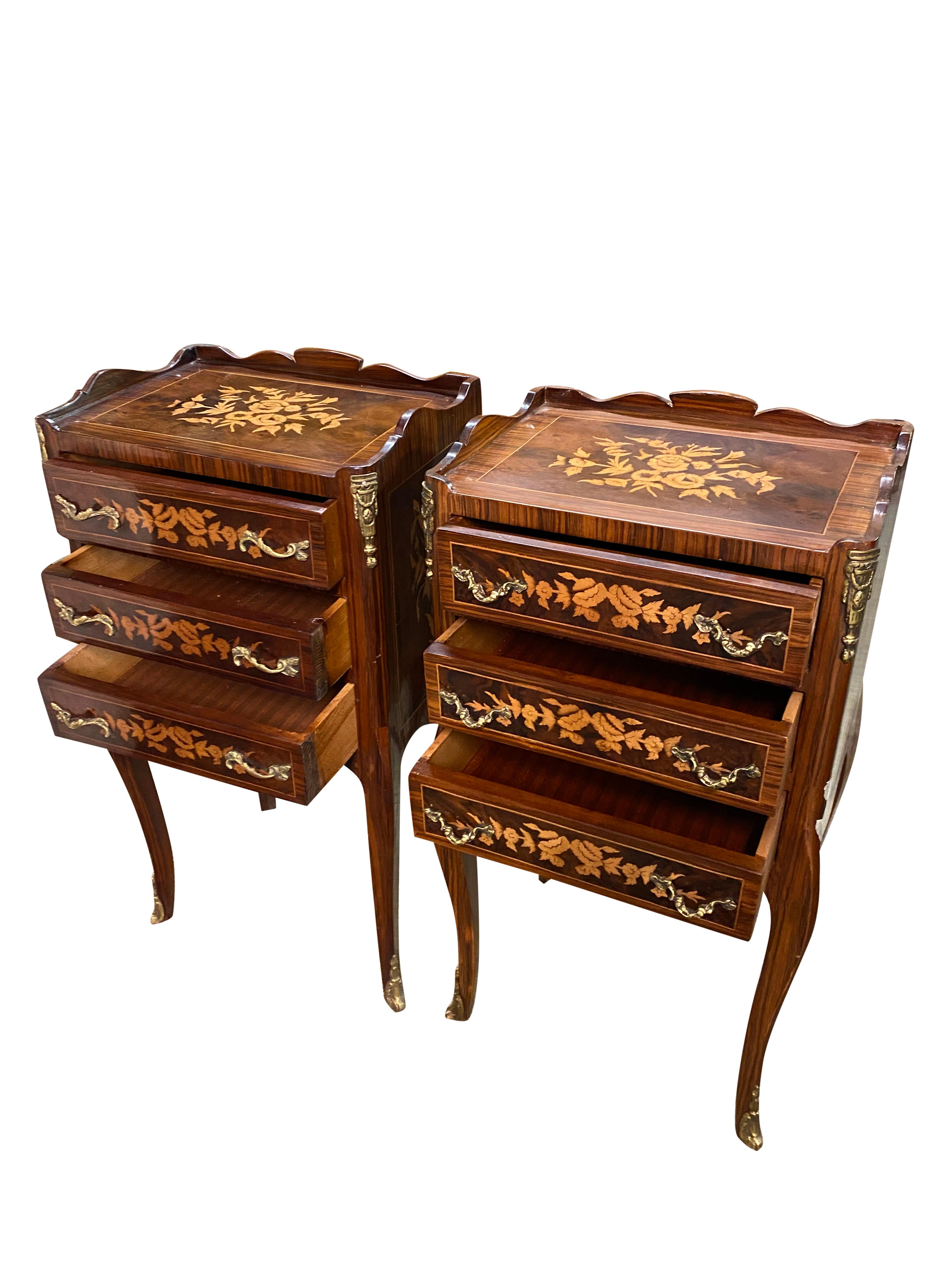 Pair of 20th Century English Regency Style Side Tables For Sale 11