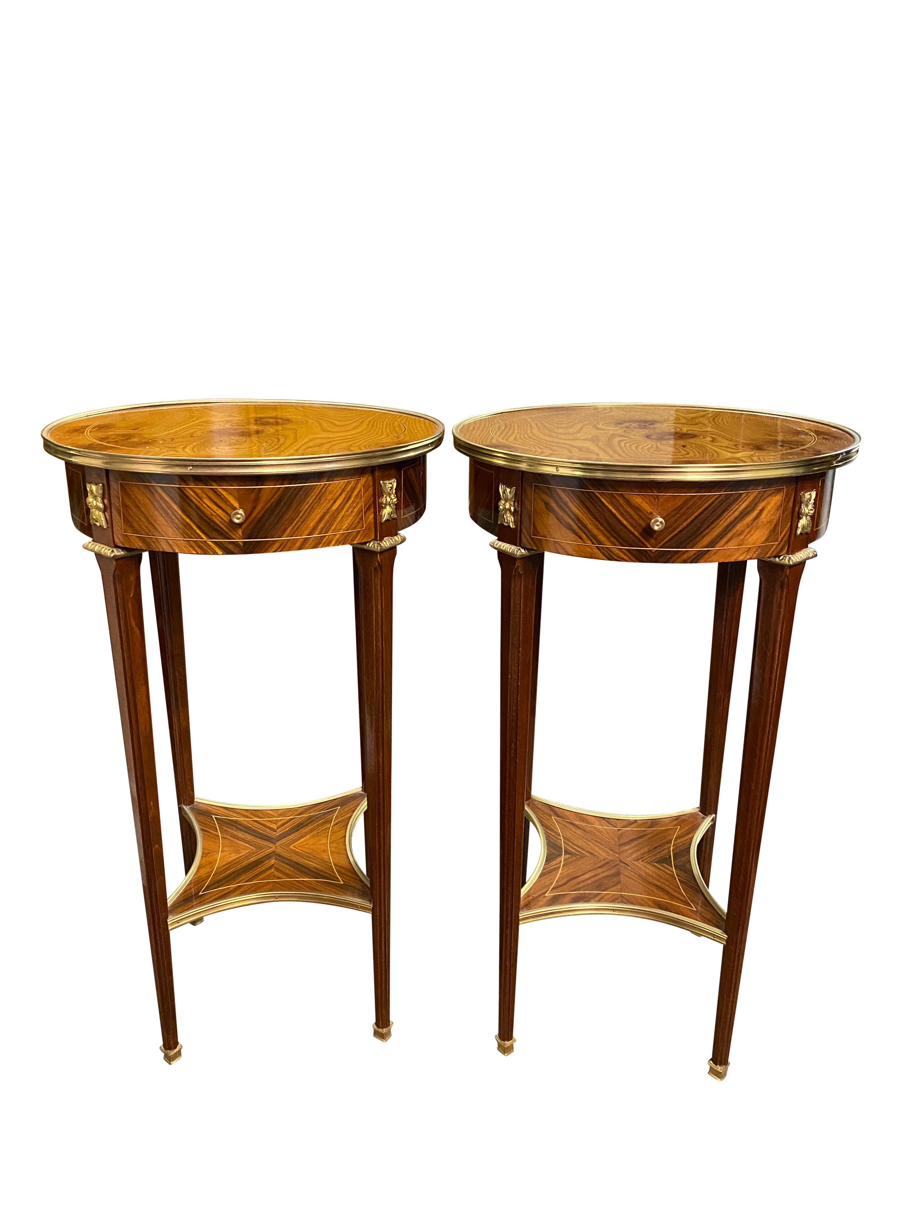 European Pair of 20th Century English Regency Style Side Tables For Sale