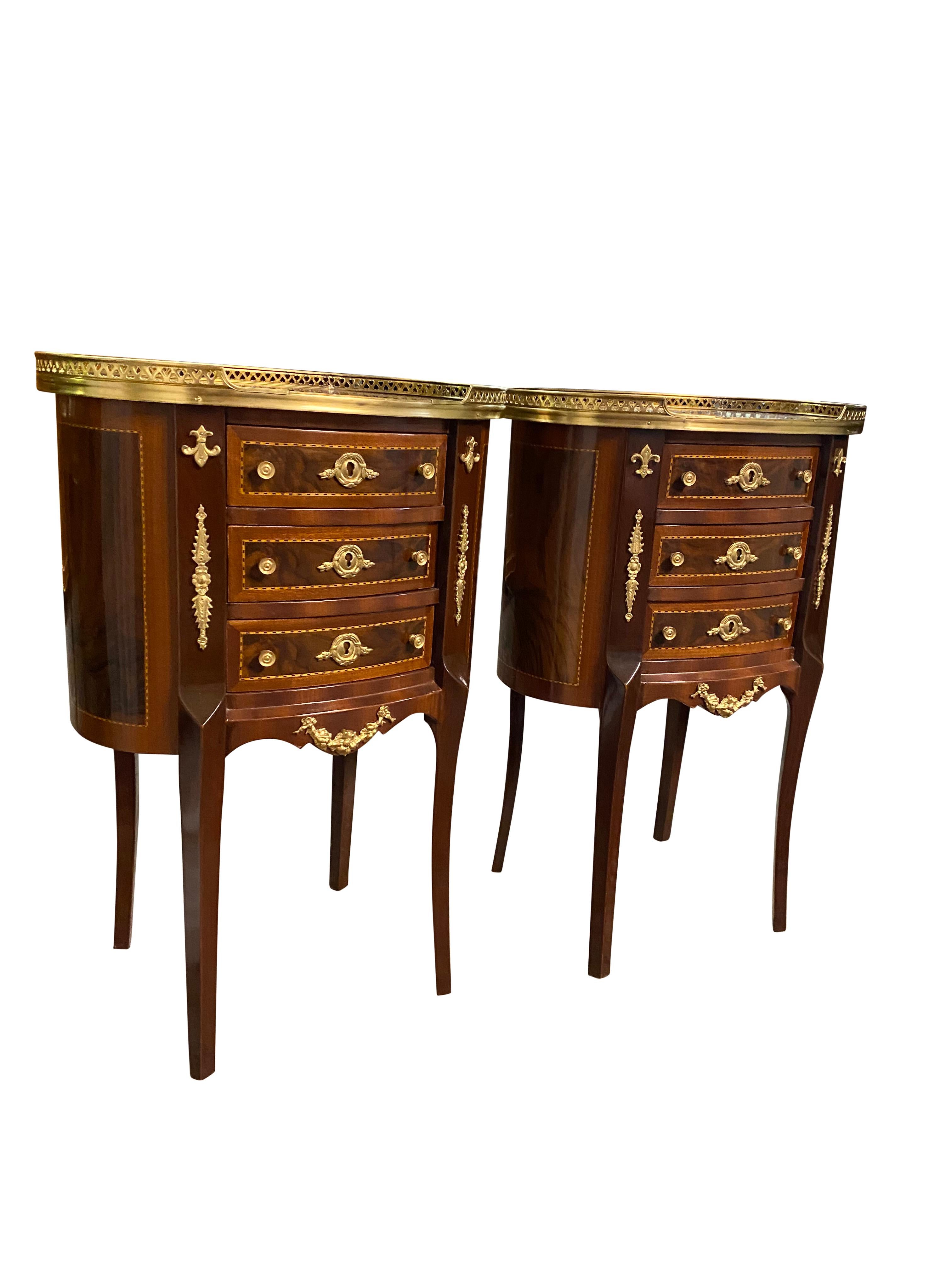 Hand-Carved Pair of 20th Century English Regency Style Side Tables