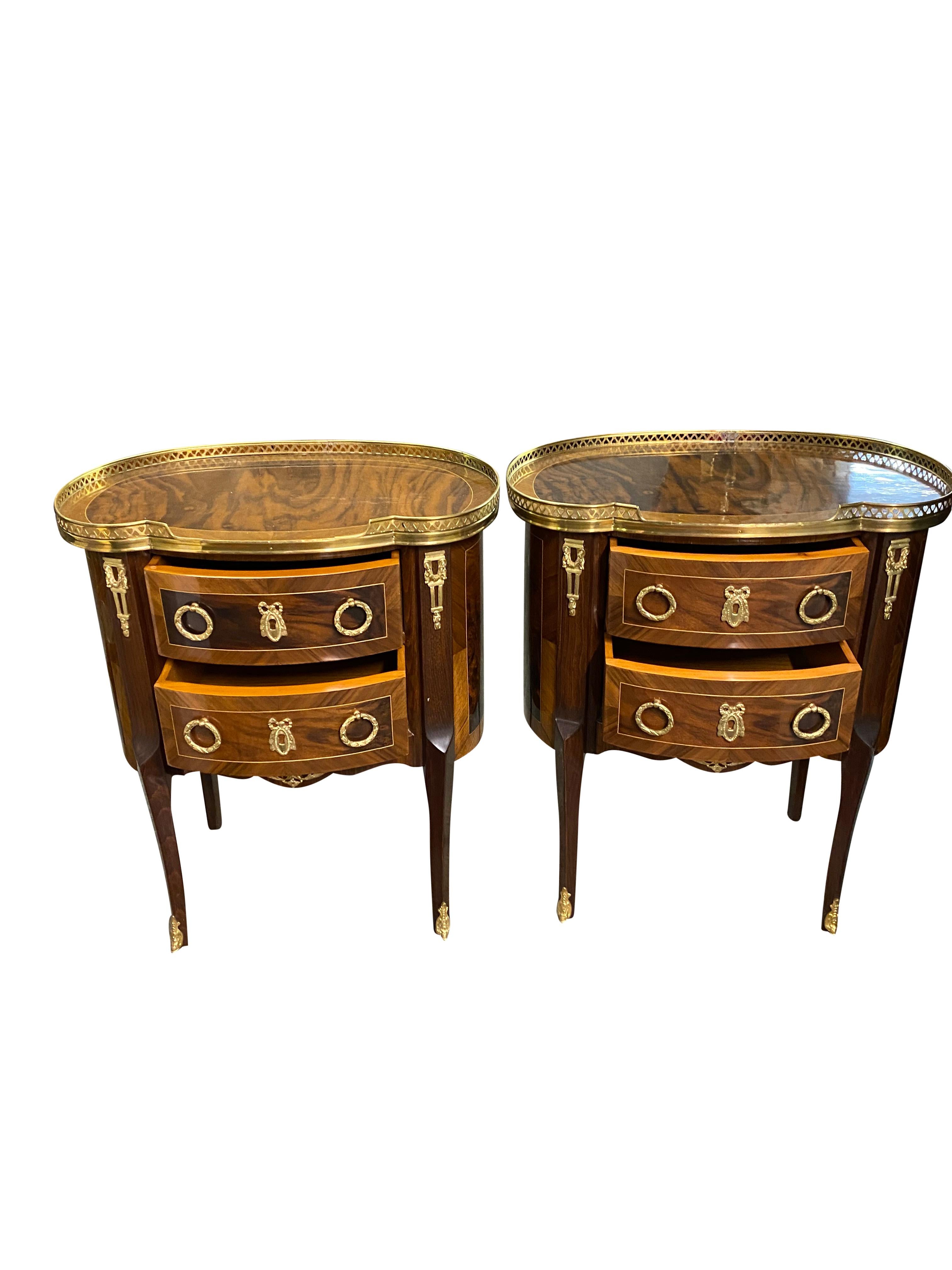 Pair of 20th Century English Regency Style Side Tables For Sale 2