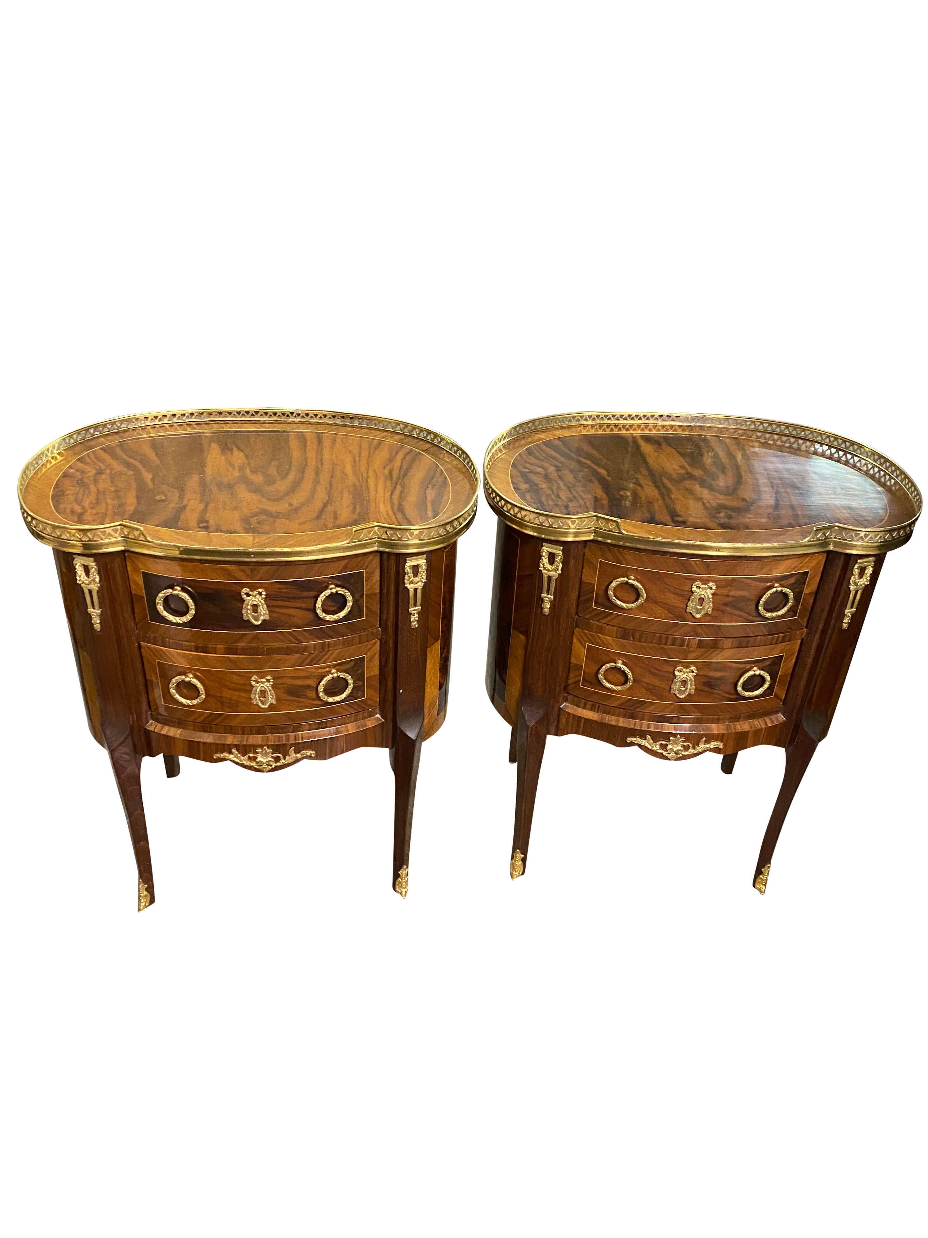 Pair of 20th Century English Regency Style Side Tables For Sale 3