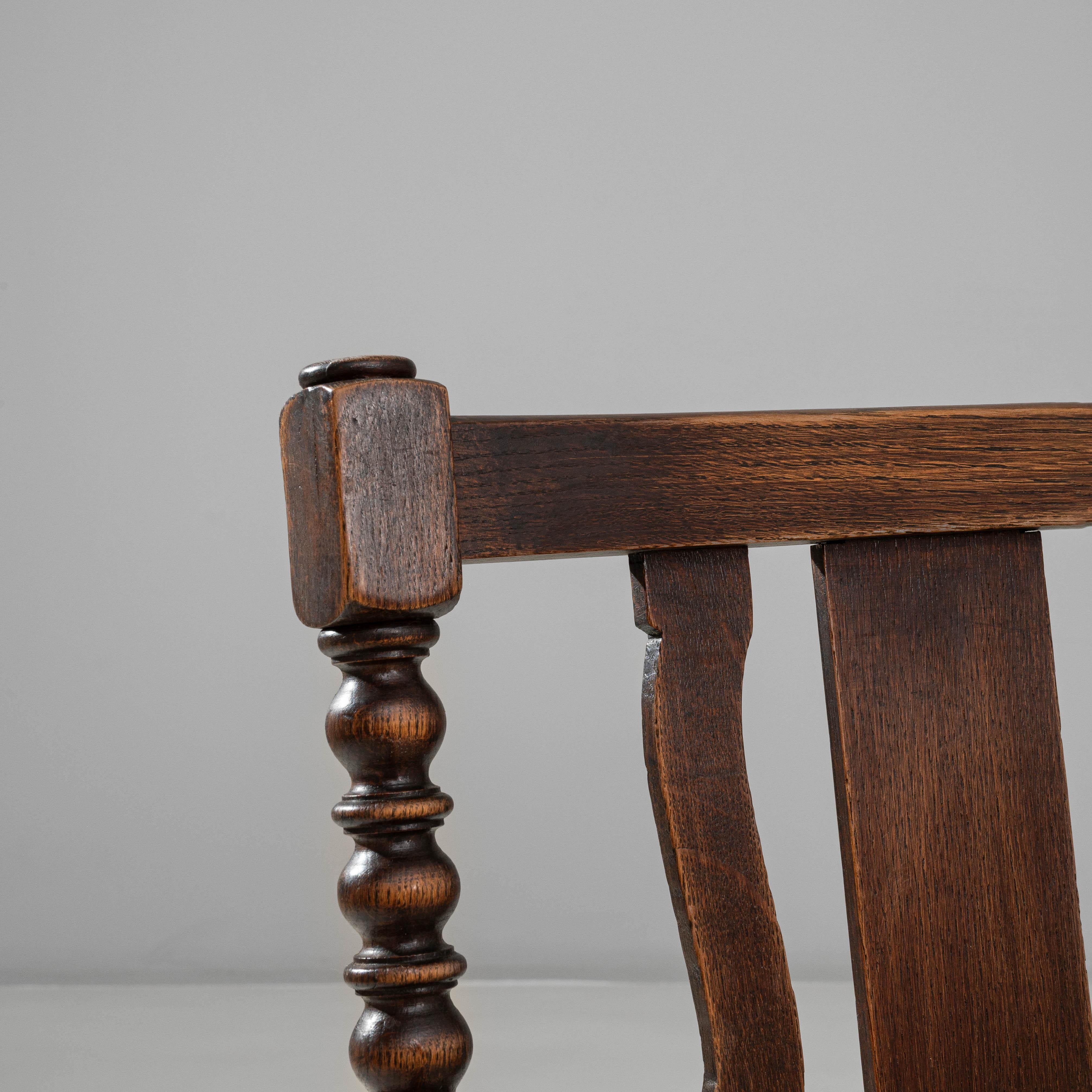 Paire de fauteuils en bois baroque français du 20e siècle avec sièges tapissés en vente 8