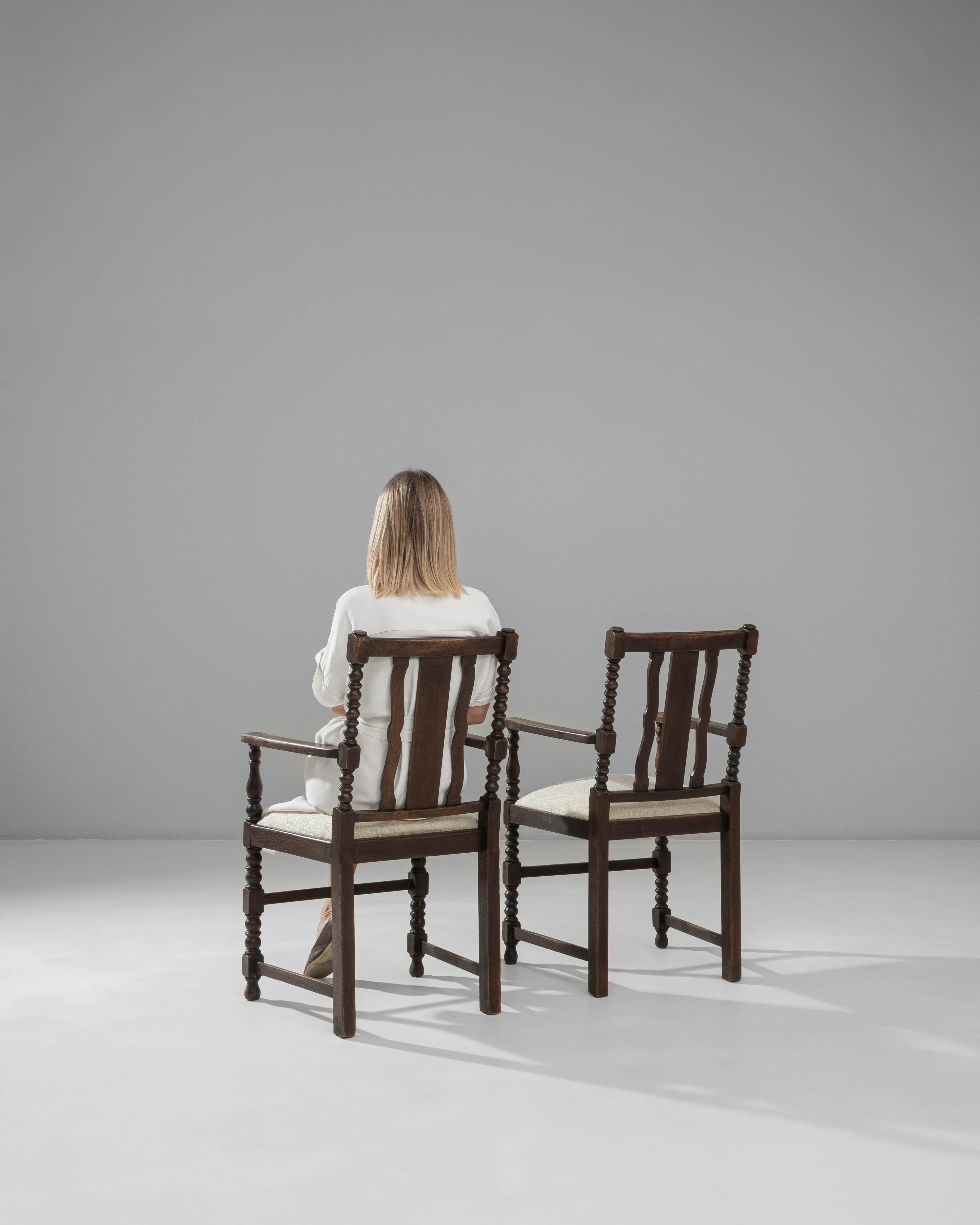 Paire de fauteuils en bois baroque français du 20e siècle avec sièges tapissés en vente 1