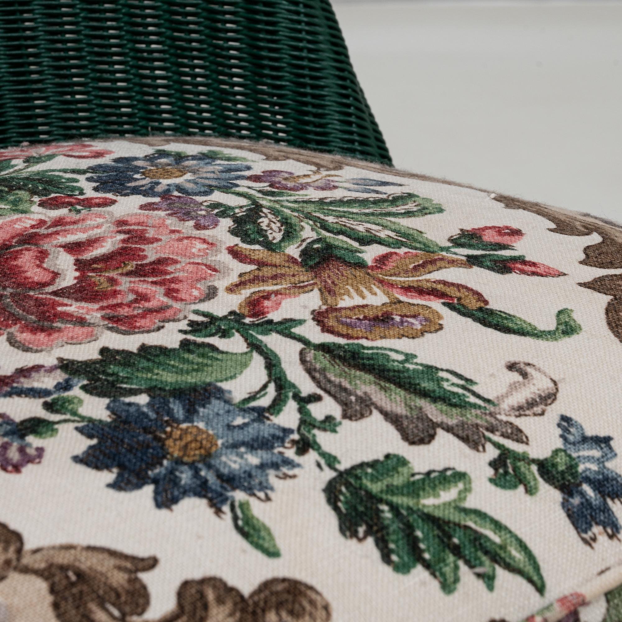 Coppia di sedie Lloyd Loom francesi del XX secolo con sedute imbottite in vendita 6