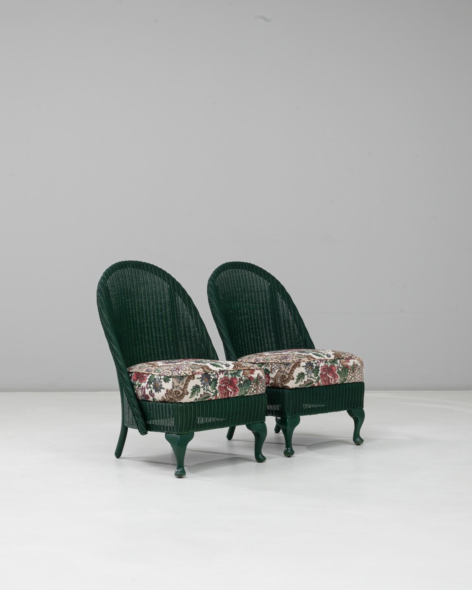 Coppia di sedie Lloyd Loom francesi del XX secolo con sedute imbottite in vendita 4