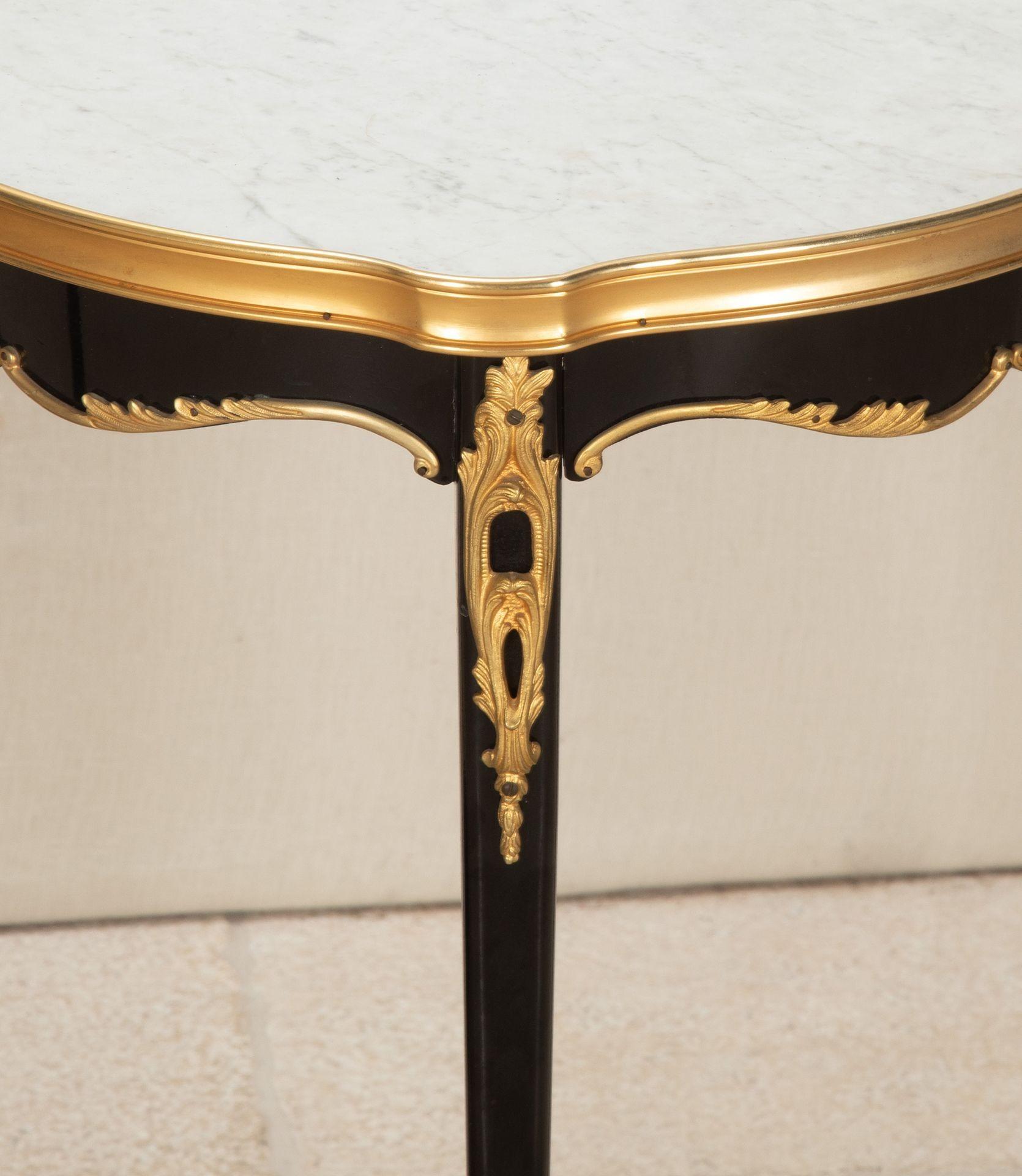 Pair of 20th Century French Louis XV Style Gilt Ebonised Side Tables In Good Condition For Sale In Gloucestershire, GB